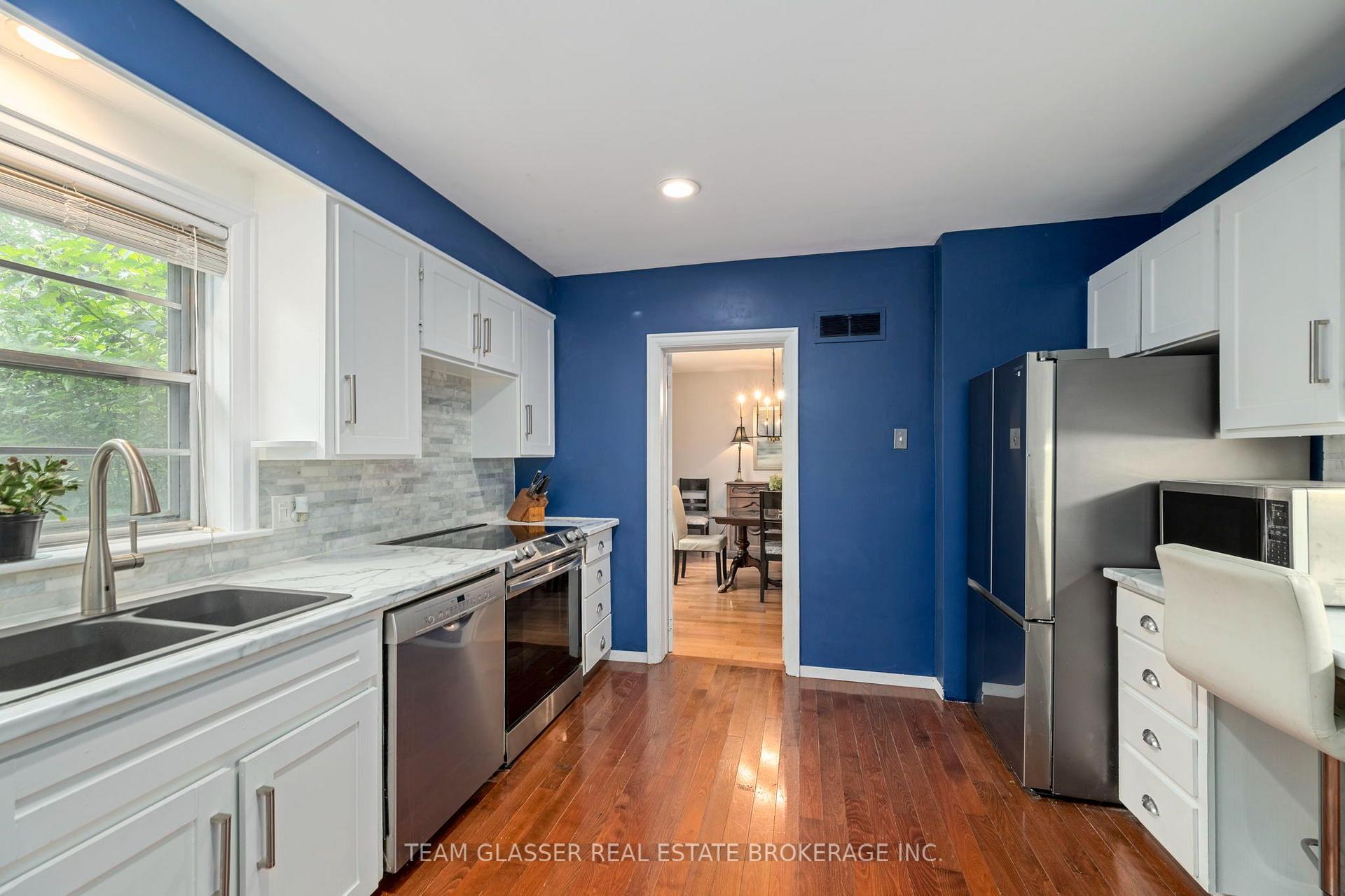 Photo 14 of 1010 Harrison Avenue, London, East B — HOMEH