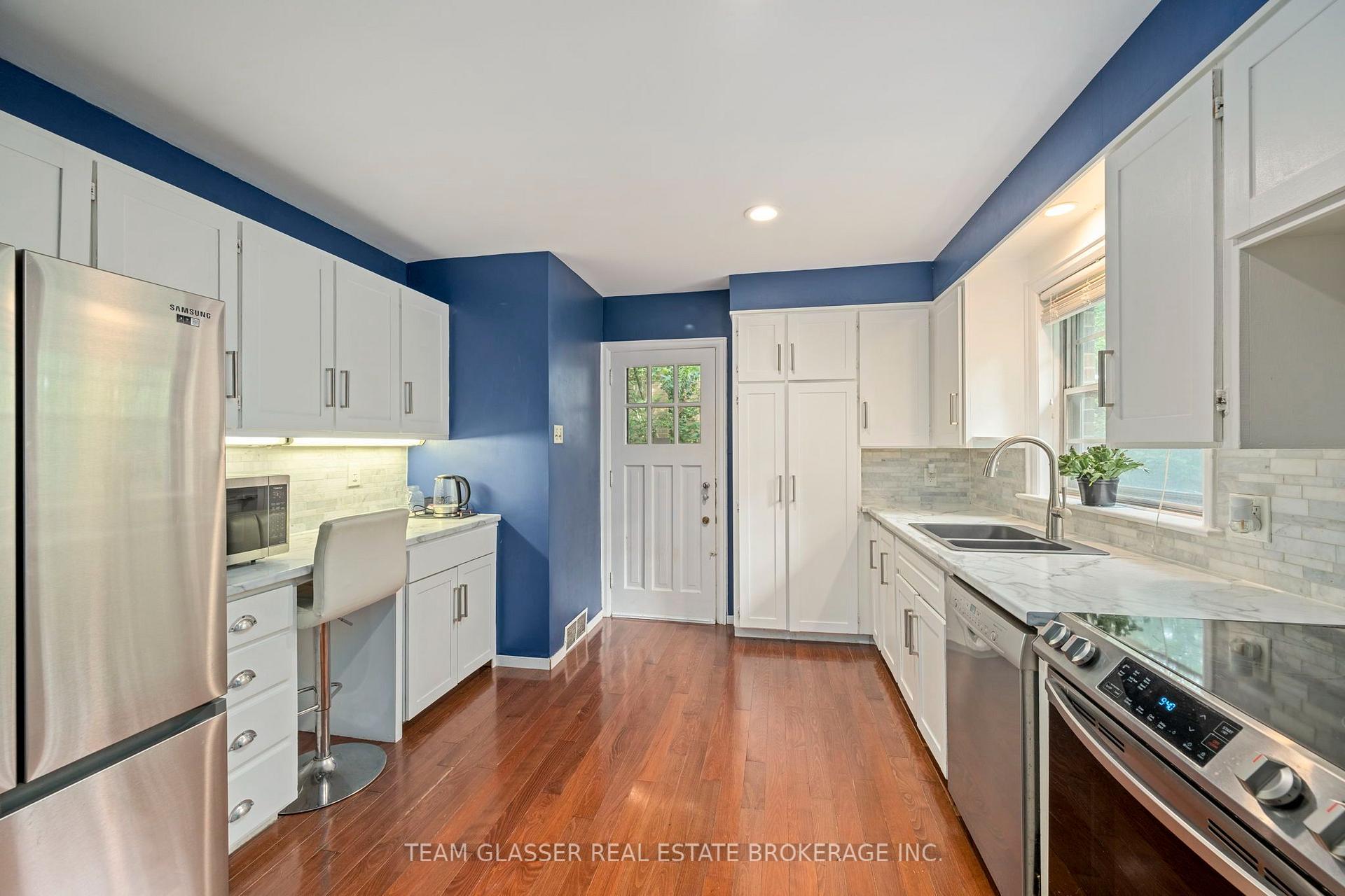 Photo 16 of 1010 Harrison Avenue, London, East B — HOMEH