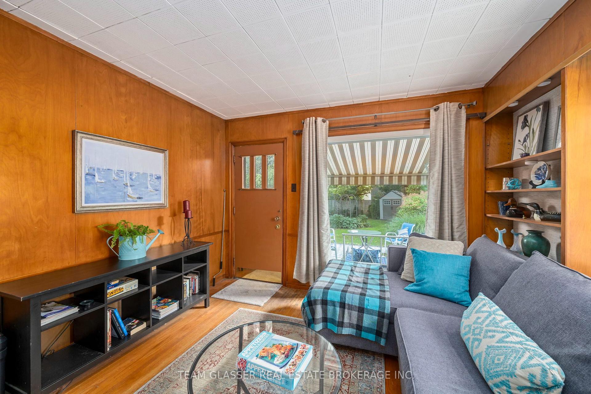 Photo 21 of 1010 Harrison Avenue, London, East B — HOMEH