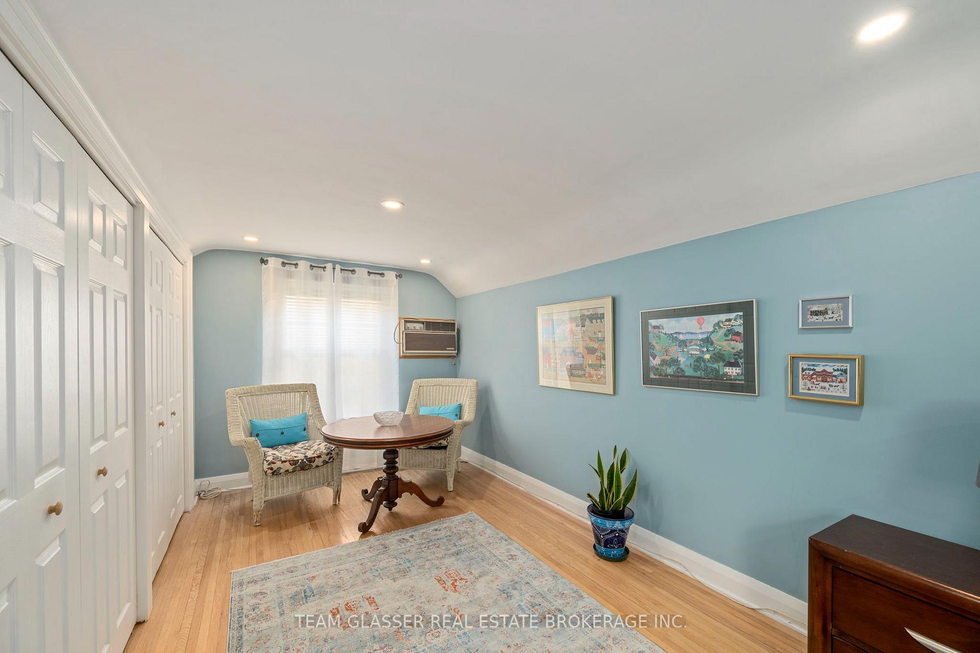 Photo 25 of 1010 Harrison Avenue, London, East B — HOMEH