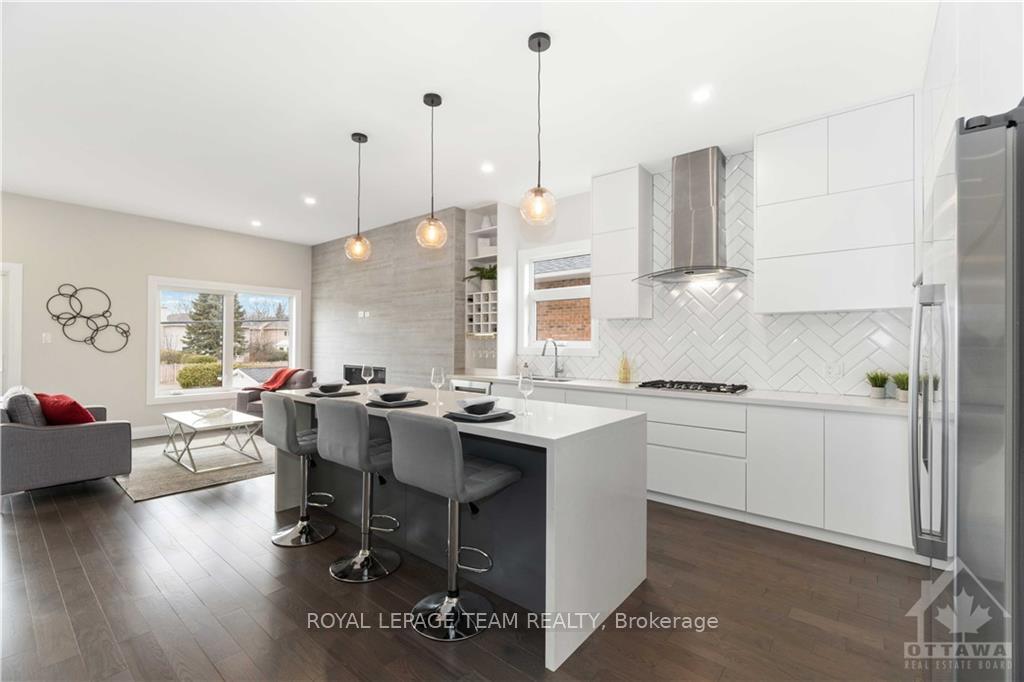 Photo 8 of 16 Melville Drive, Ottawa, Barrhaven - Pheasant Run — HOMEH