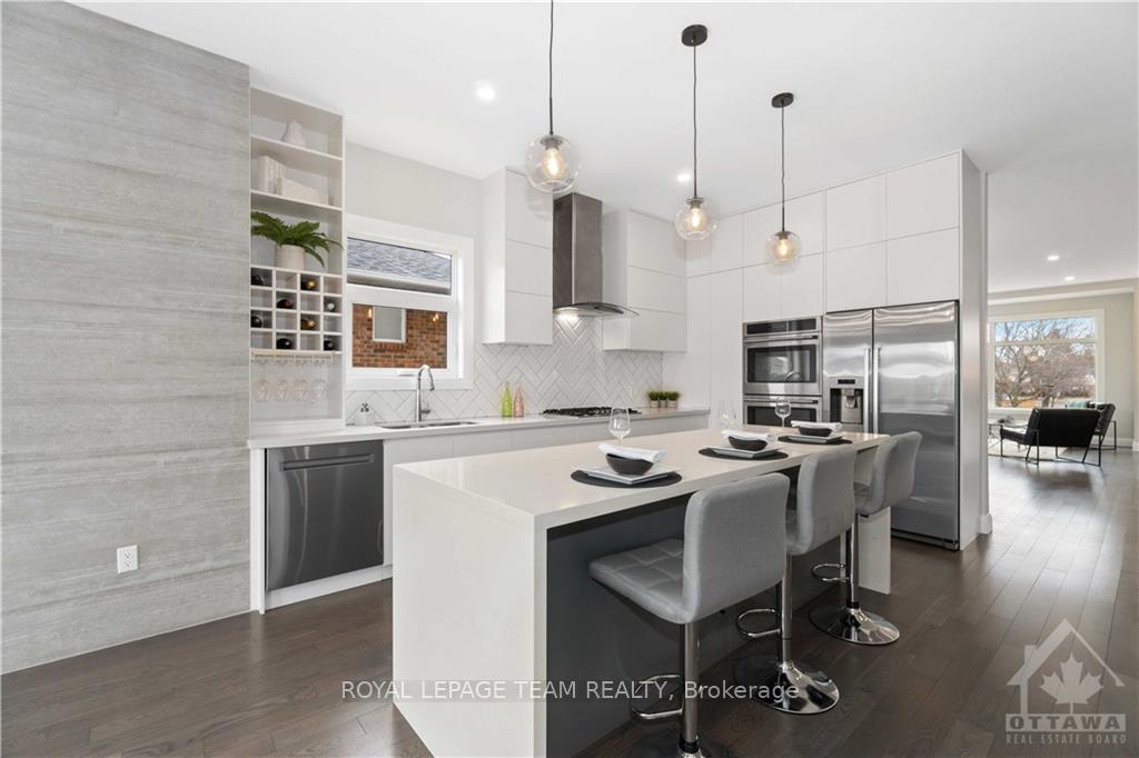 Photo 9 of 16 Melville Drive, Ottawa, Barrhaven - Pheasant Run — HOMEH