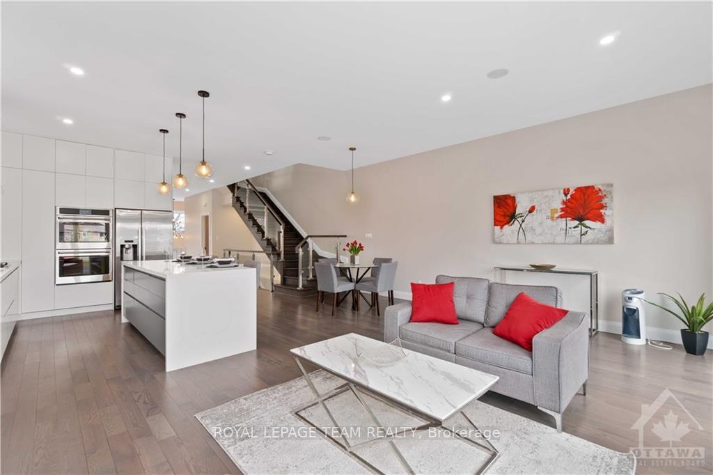 Photo 11 of 16 Melville Drive, Ottawa, Barrhaven - Pheasant Run — HOMEH