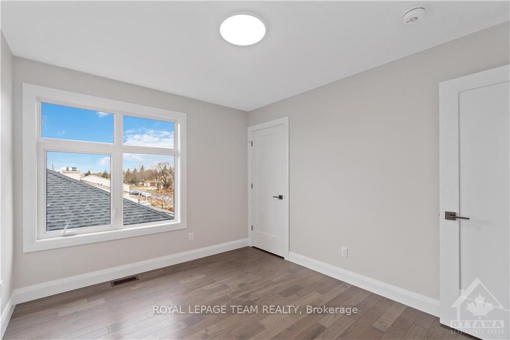 Photo 20 of 16 Melville Drive, Ottawa, Barrhaven - Pheasant Run — HOMEH