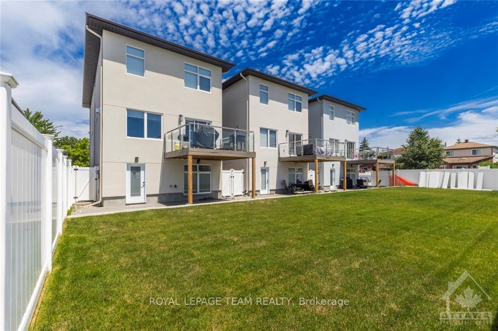 Photo 28 of 16 Melville Drive, Ottawa, Barrhaven - Pheasant Run — HOMEH