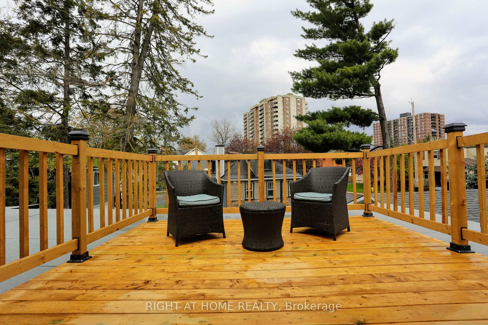 Photo 17 of 323 Levis Avenue, Ottawa, Vanier — HOMEH