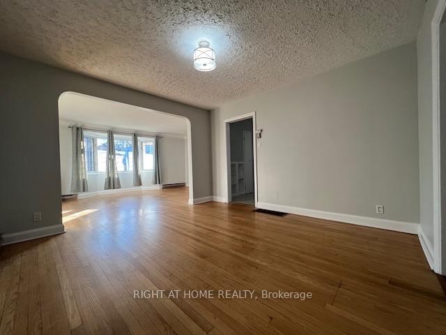 Photo 27 of 323 Levis Avenue, Ottawa, Vanier — HOMEH