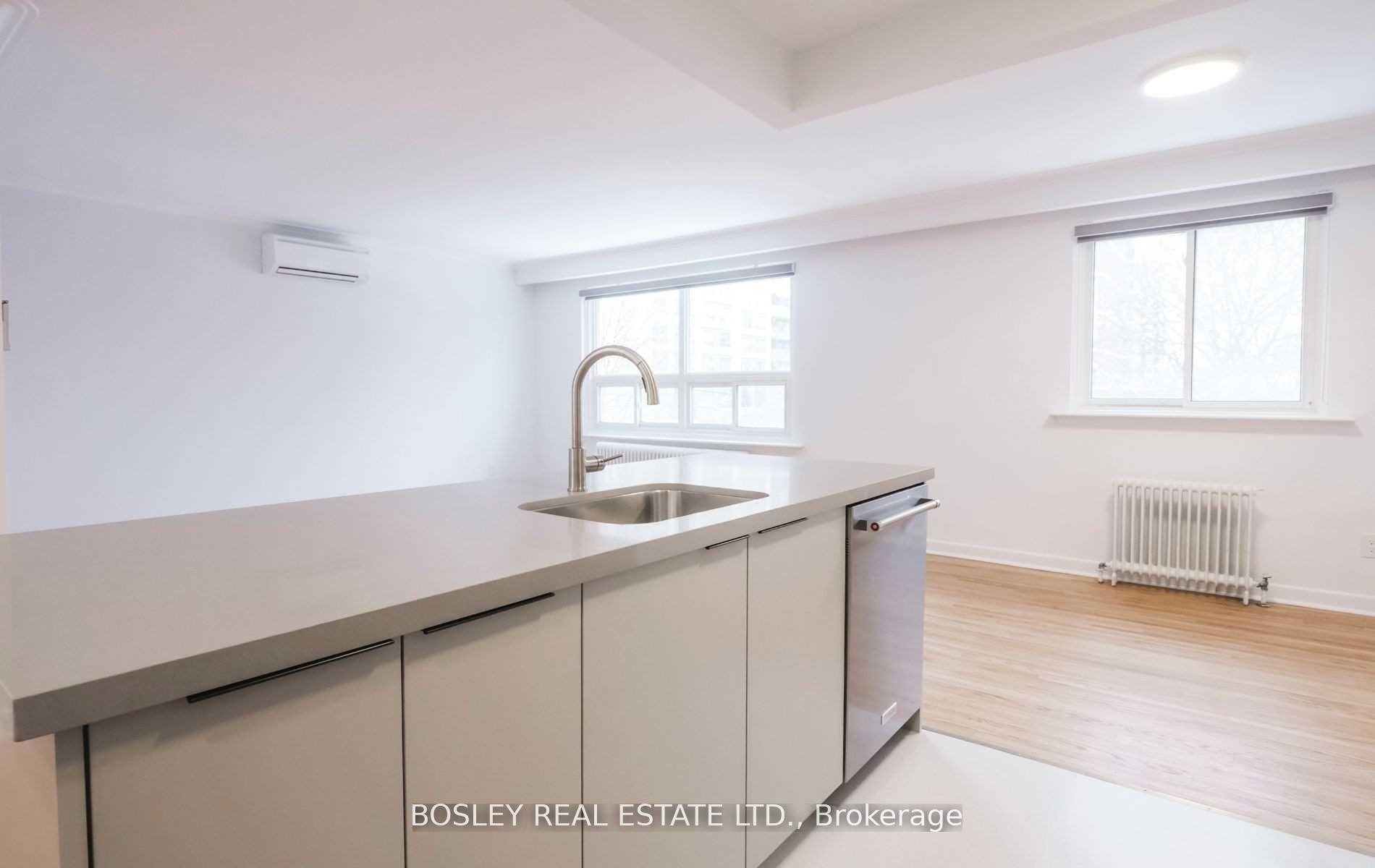Photo 10 of Unit 302, 555 Birchmount Road, Scarborough, Clairlea-Birchmount — HOMEH