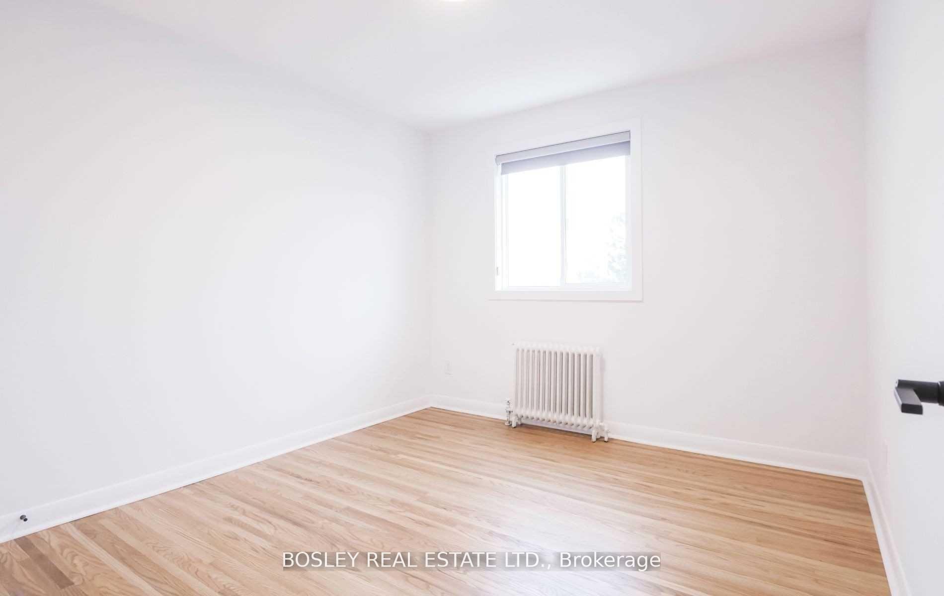 Photo 16 of Unit 302, 555 Birchmount Road, Scarborough, Clairlea-Birchmount — HOMEH