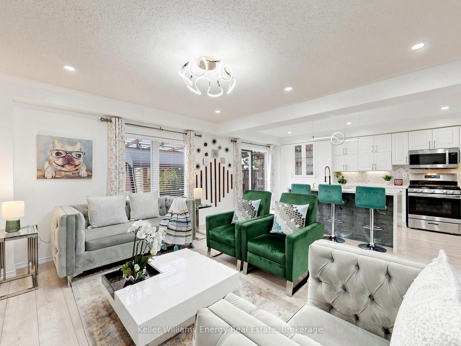 Photo 9 of 16 Donlevy Crescent, Whitby, Taunton North — HOMEH