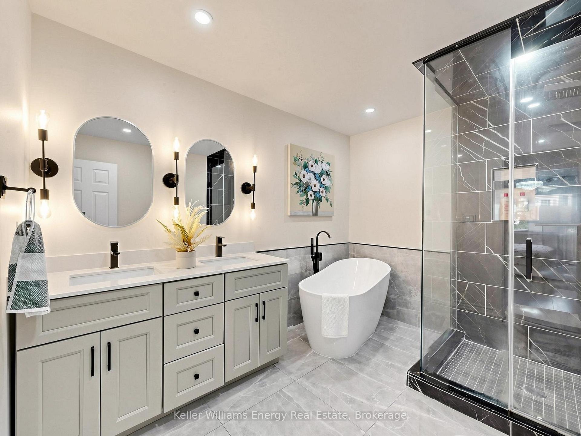 Photo 18 of 16 Donlevy Crescent, Whitby, Taunton North — HOMEH