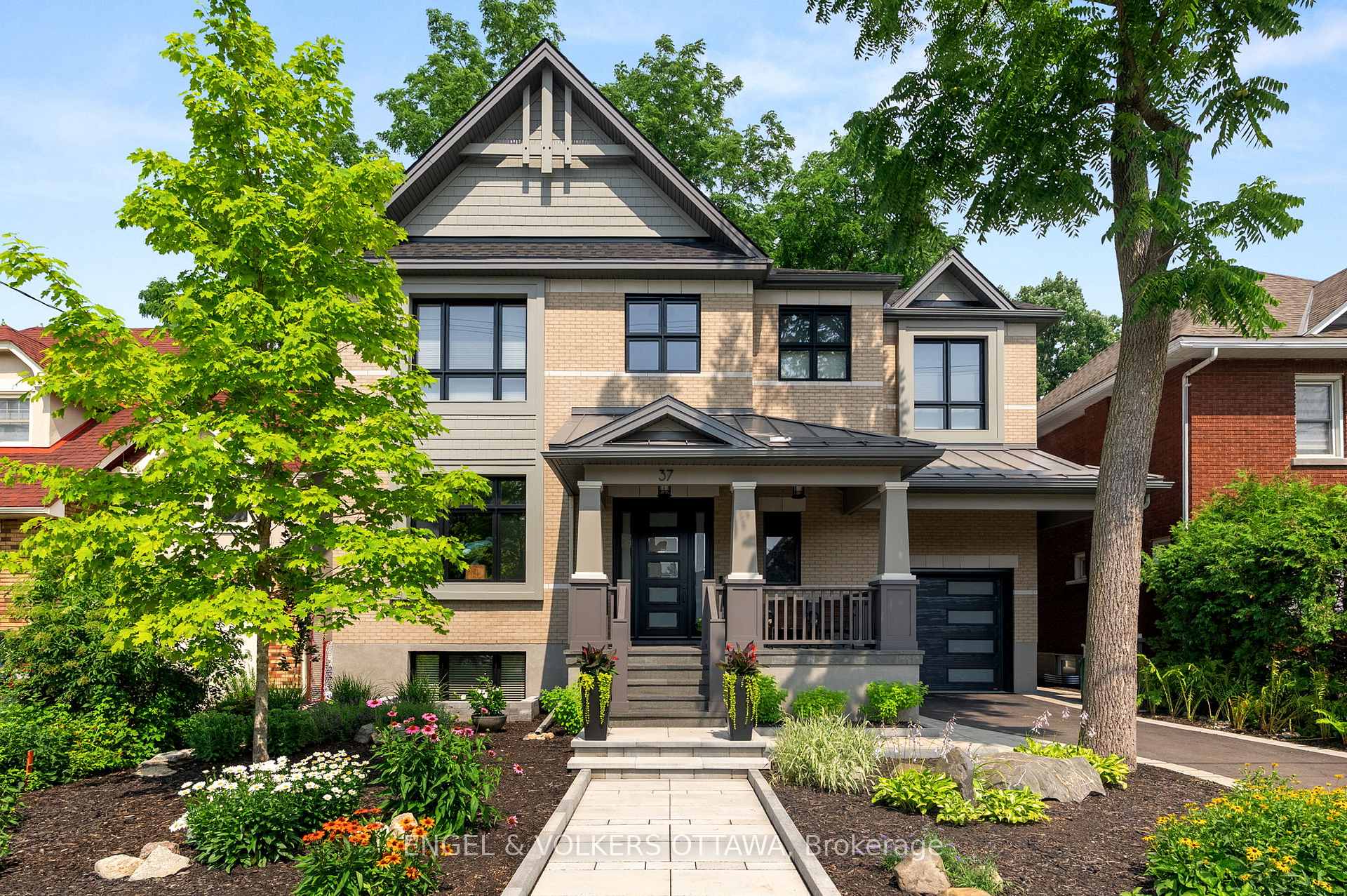 Photo of 37 Clarendon Avenue