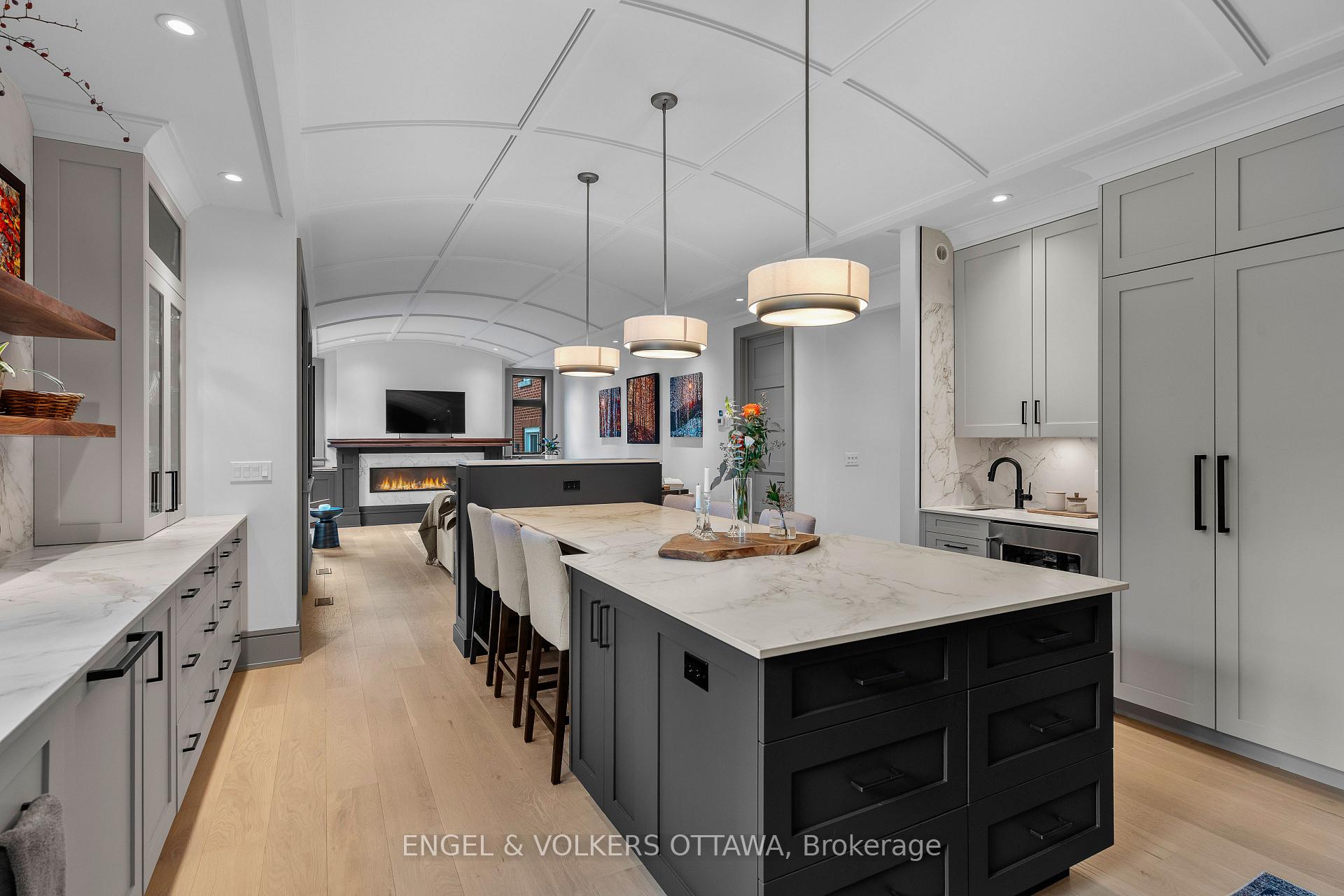 Photo 17 of 37 Clarendon Avenue, Ottawa, Ottawa West — HOMEH