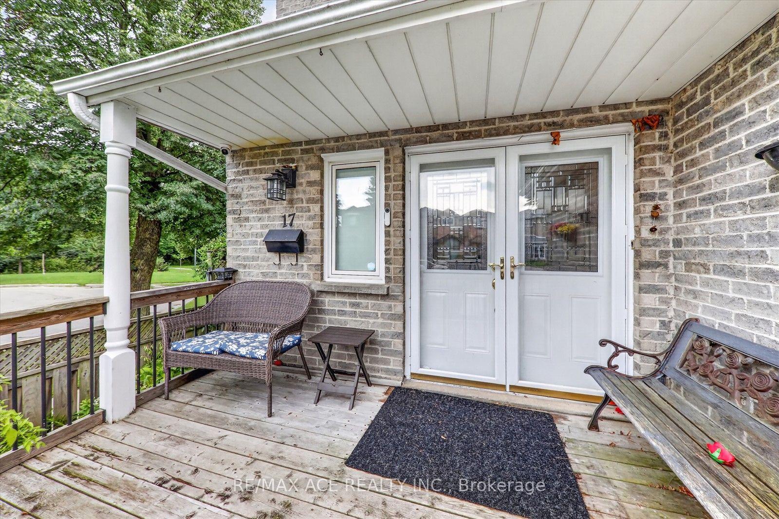 Photo 4 of 17 Whittington Court, Ajax, South West — HOMEH