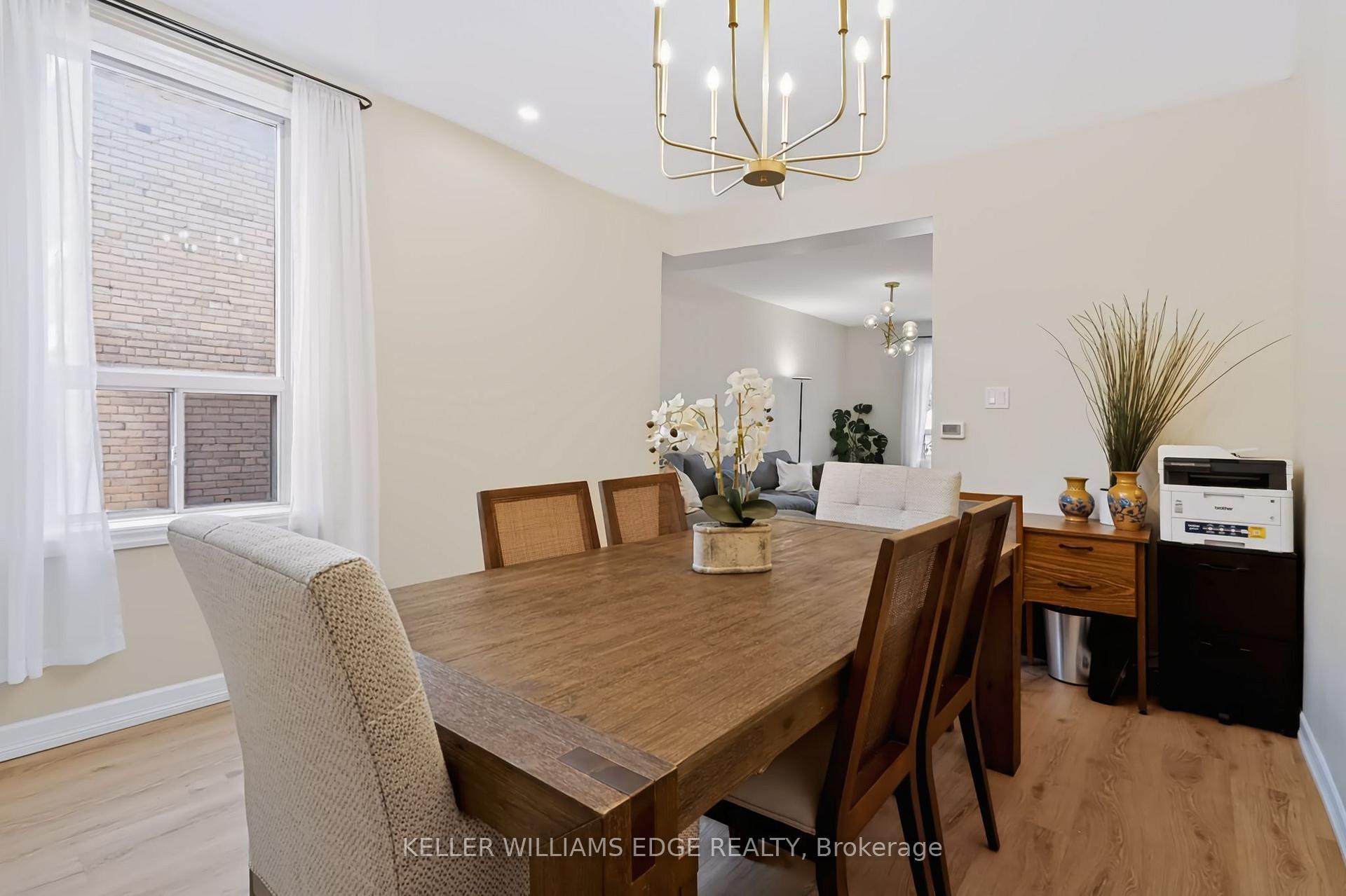 Photo 7 of 34 Baillie Street, Hamilton, Corktown — HOMEH
