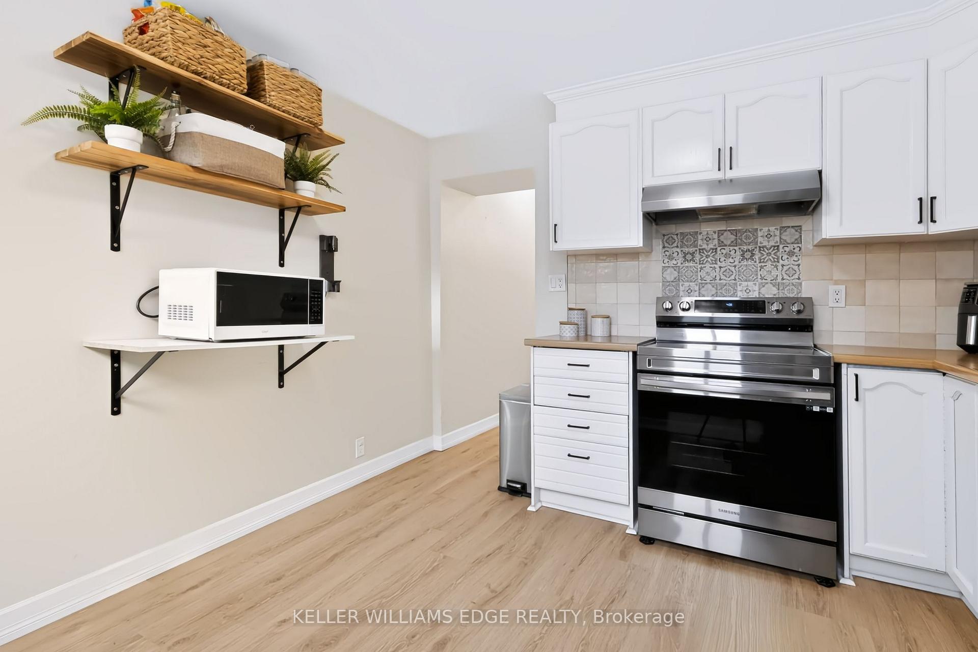 Photo 10 of 34 Baillie Street, Hamilton, Corktown — HOMEH