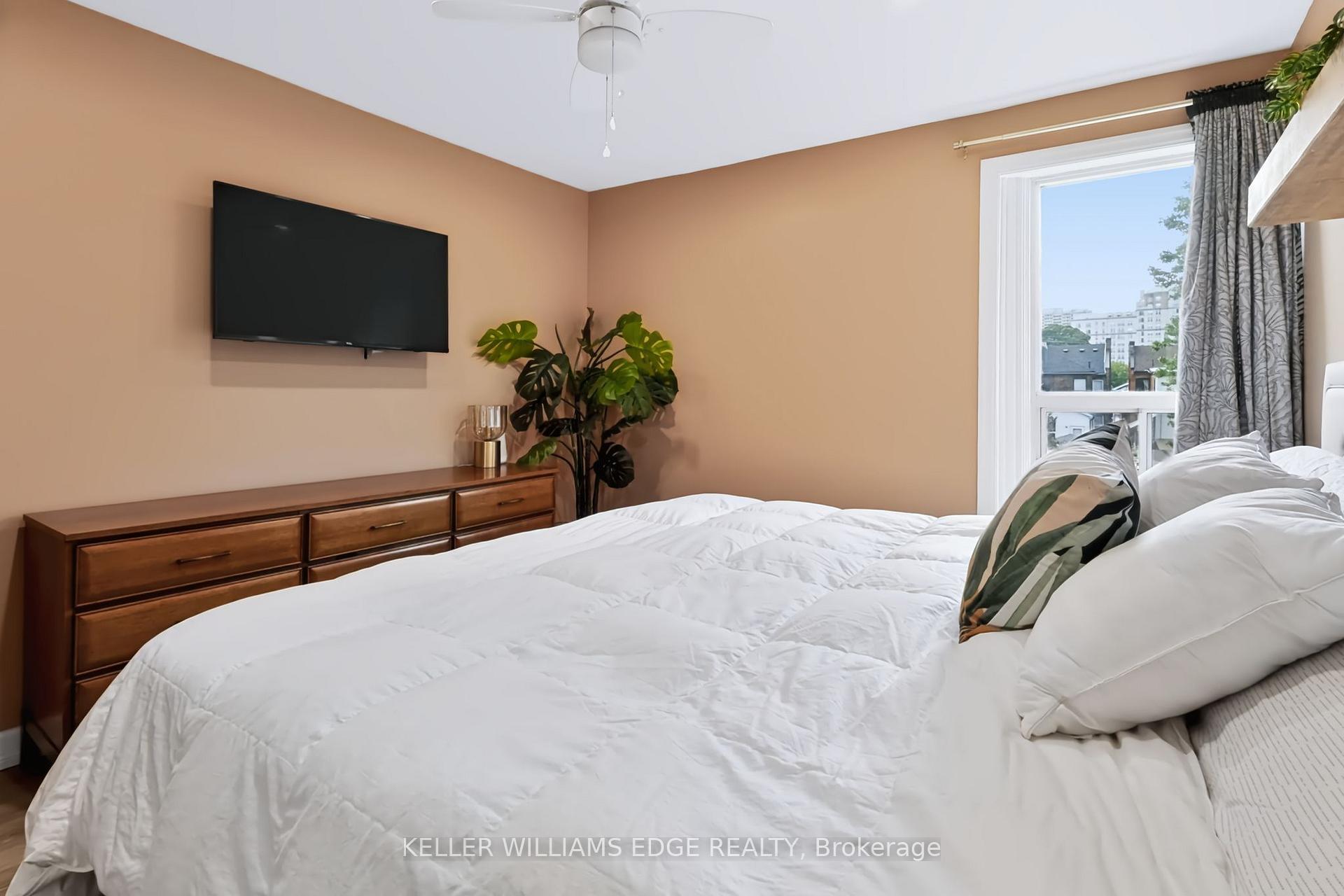 Photo 18 of 34 Baillie Street, Hamilton, Corktown — HOMEH