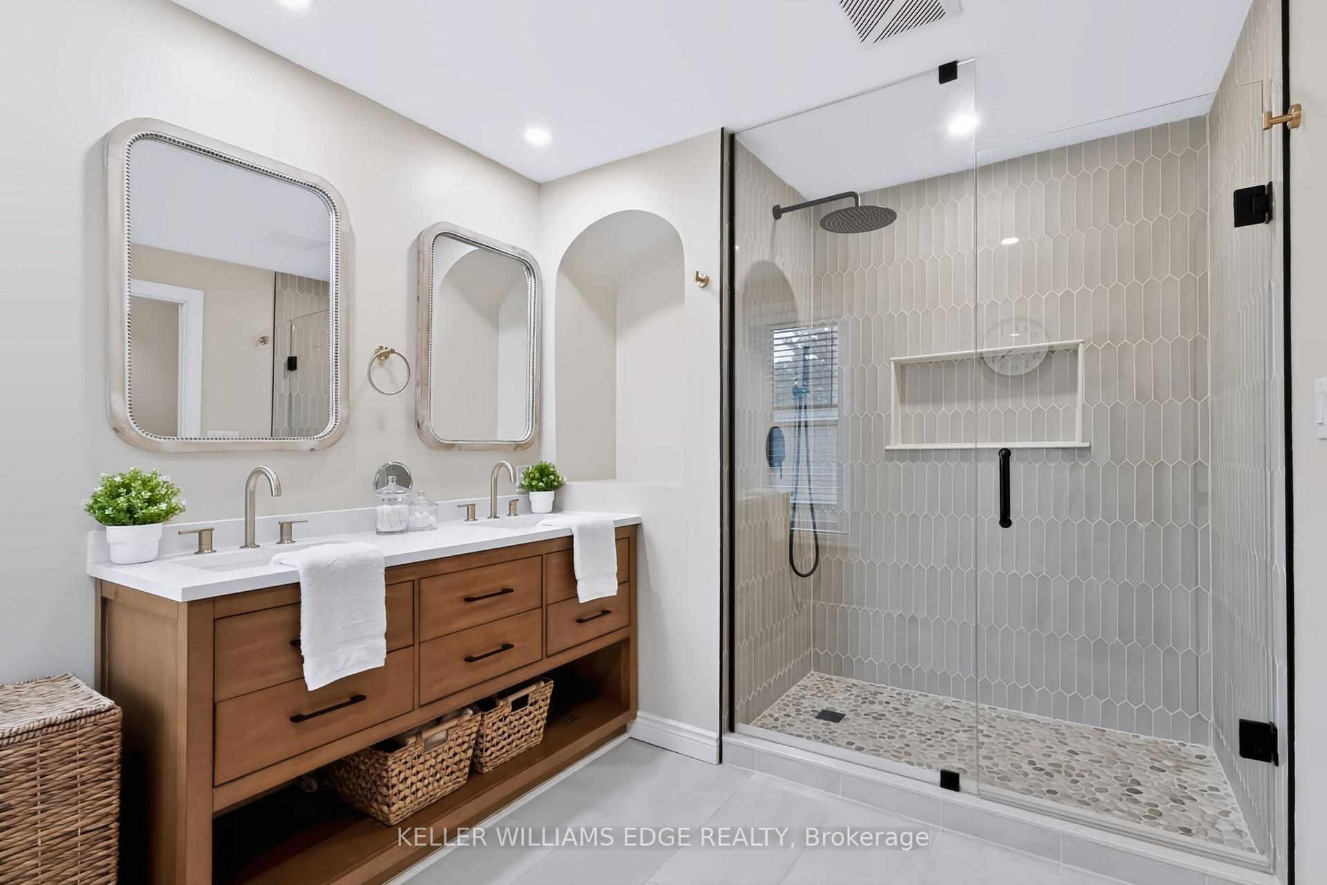 Photo 21 of 34 Baillie Street, Hamilton, Corktown — HOMEH