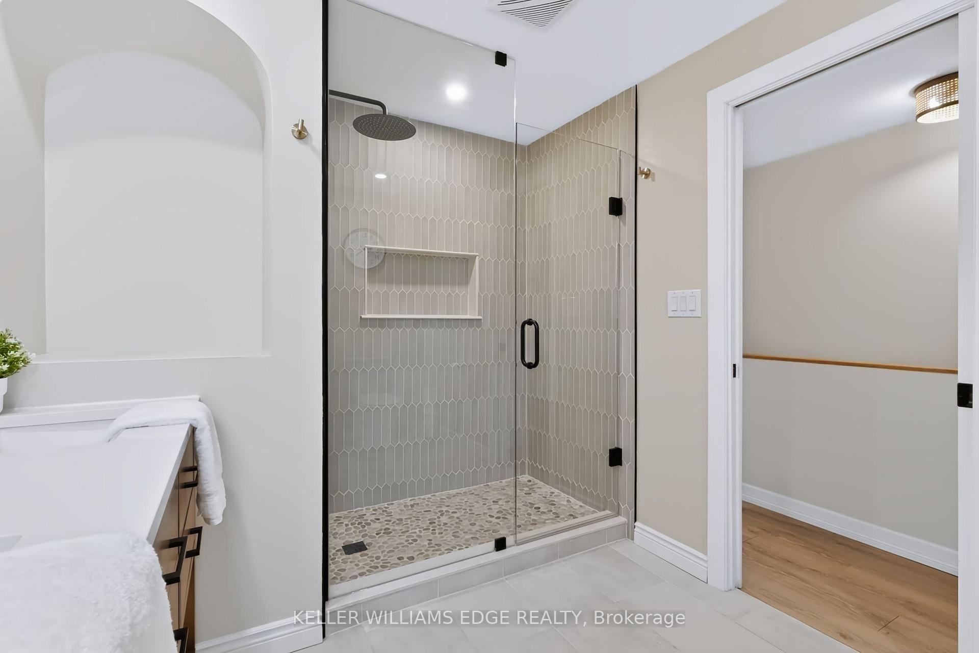 Photo 25 of 34 Baillie Street, Hamilton, Corktown — HOMEH