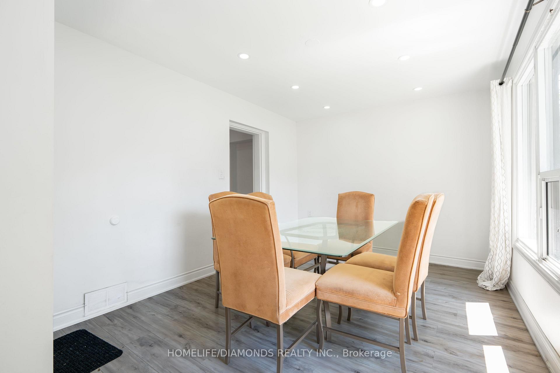 Photo 17 of 20 Somerset Avenue, Hamilton, Gibson — HOMEH