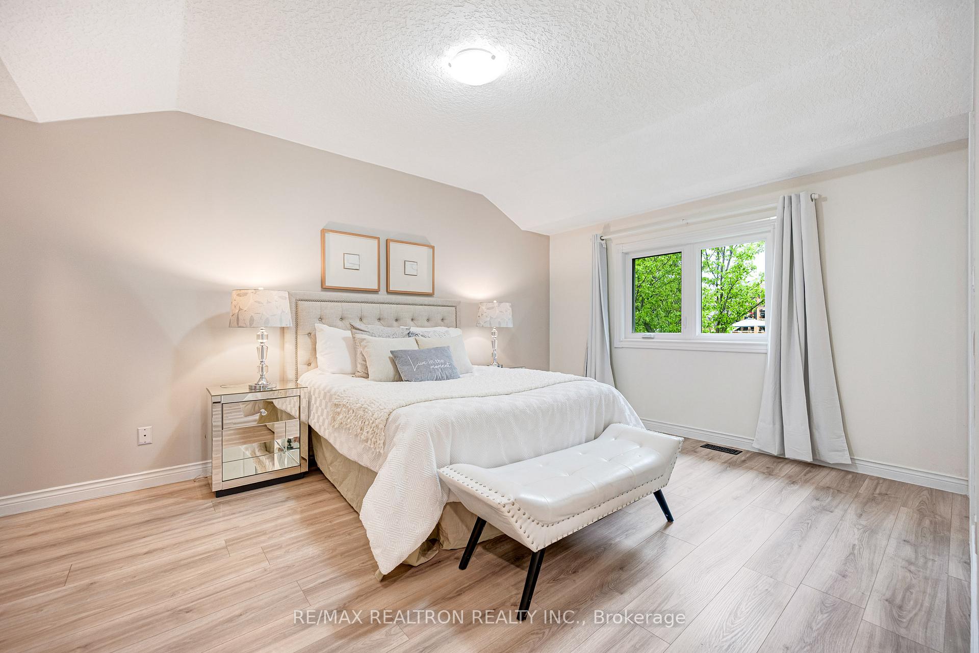 Photo 20 of 84 Hunter Road, Orangeville — HOMEH