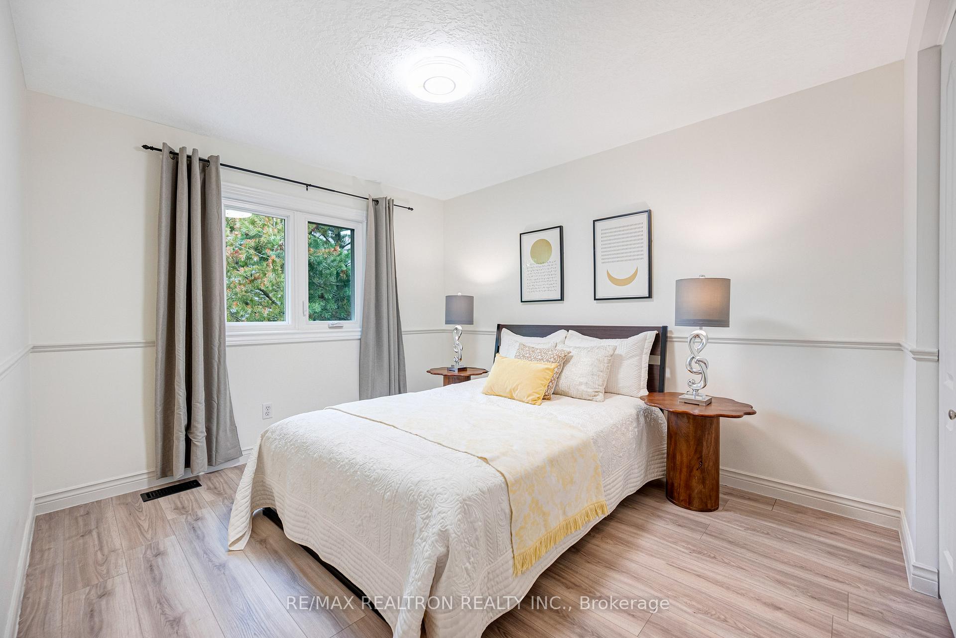 Photo 25 of 84 Hunter Road, Orangeville — HOMEH