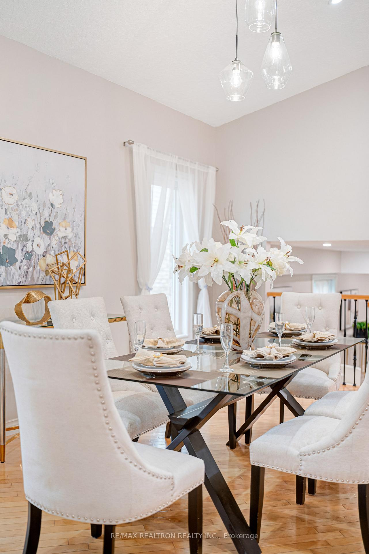 Photo 32 of 84 Hunter Road, Orangeville — HOMEH
