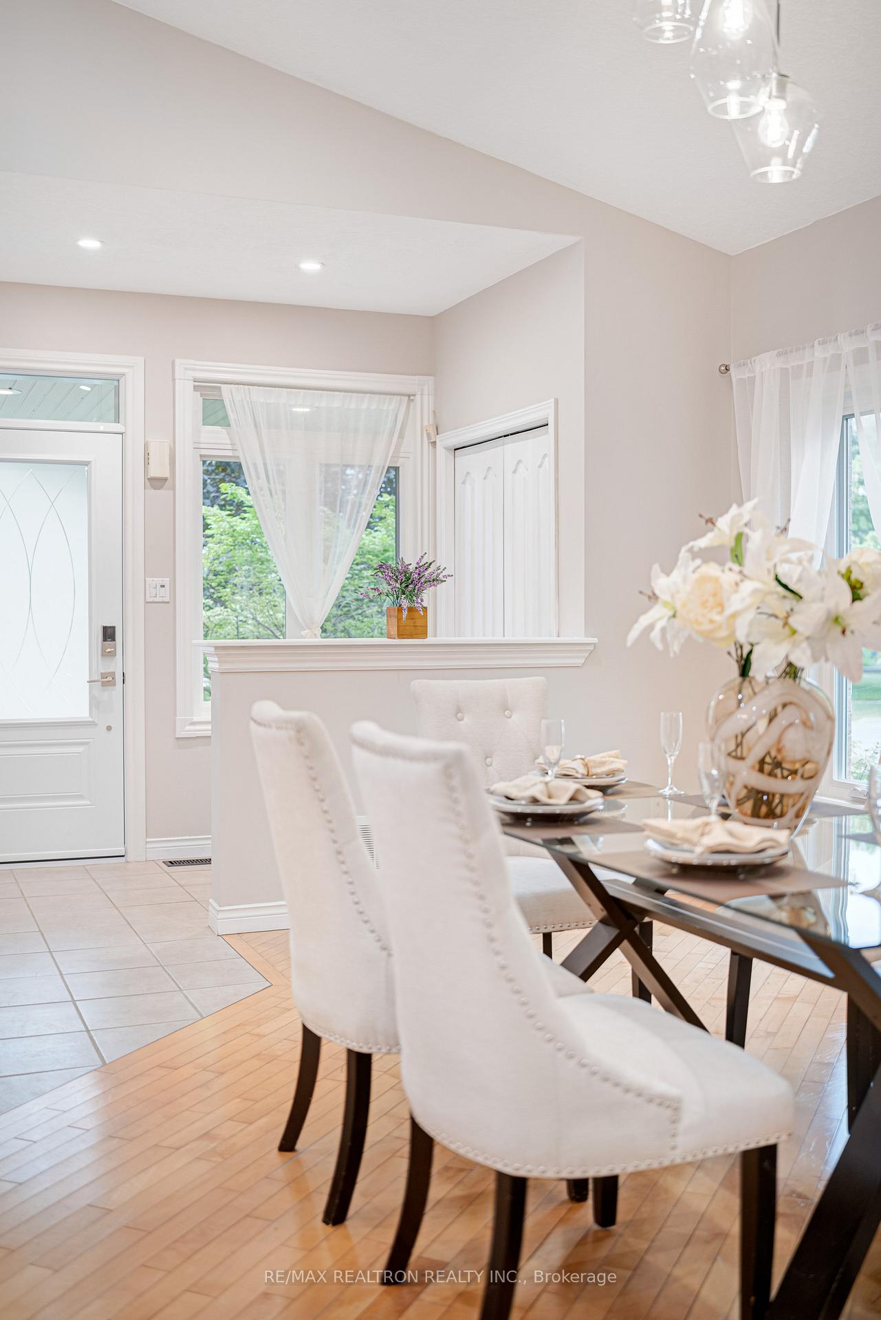 Photo 33 of 84 Hunter Road, Orangeville — HOMEH