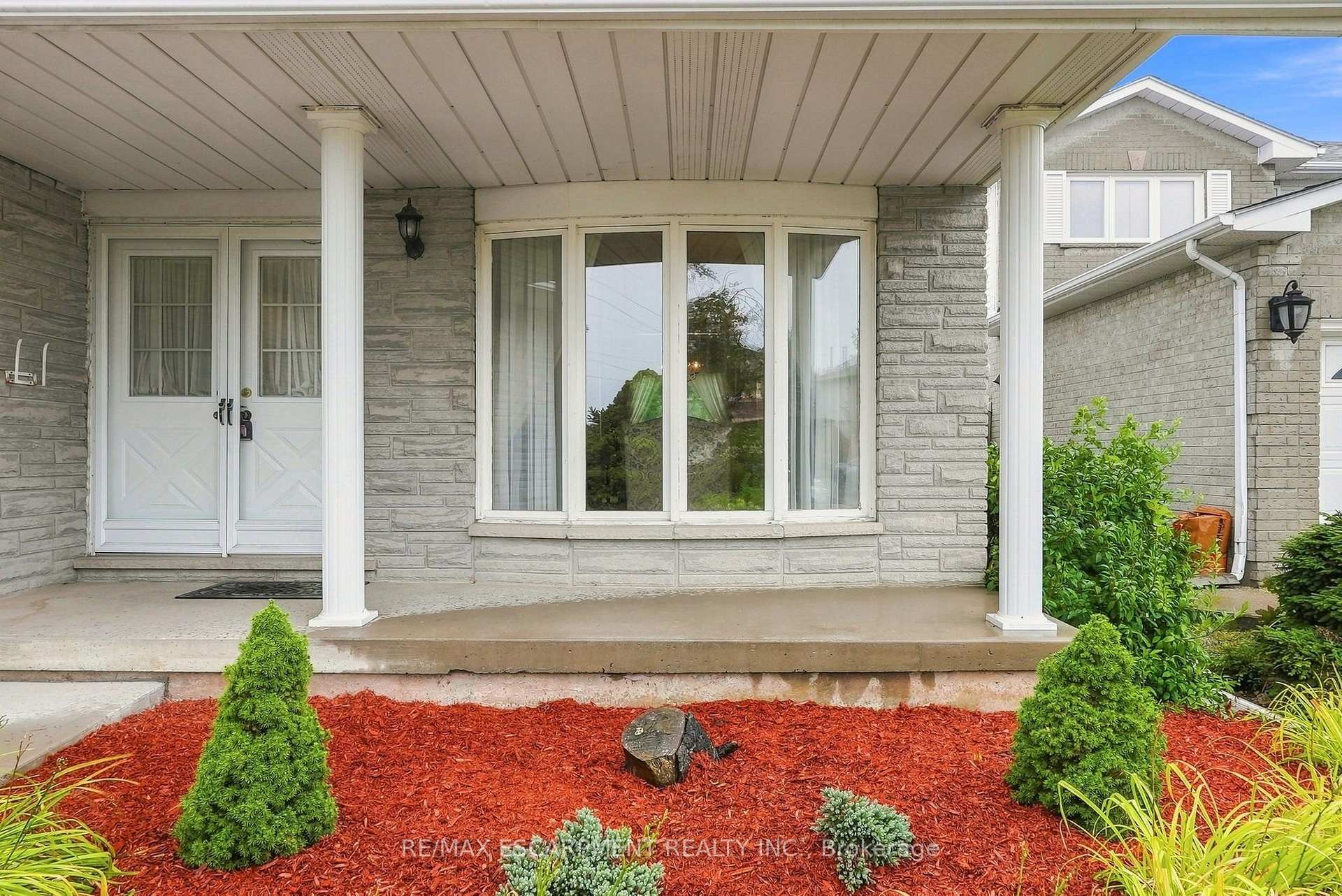 Photo 4 of 158 Rushdale Drive, Hamilton, Rushdale — HOMEH