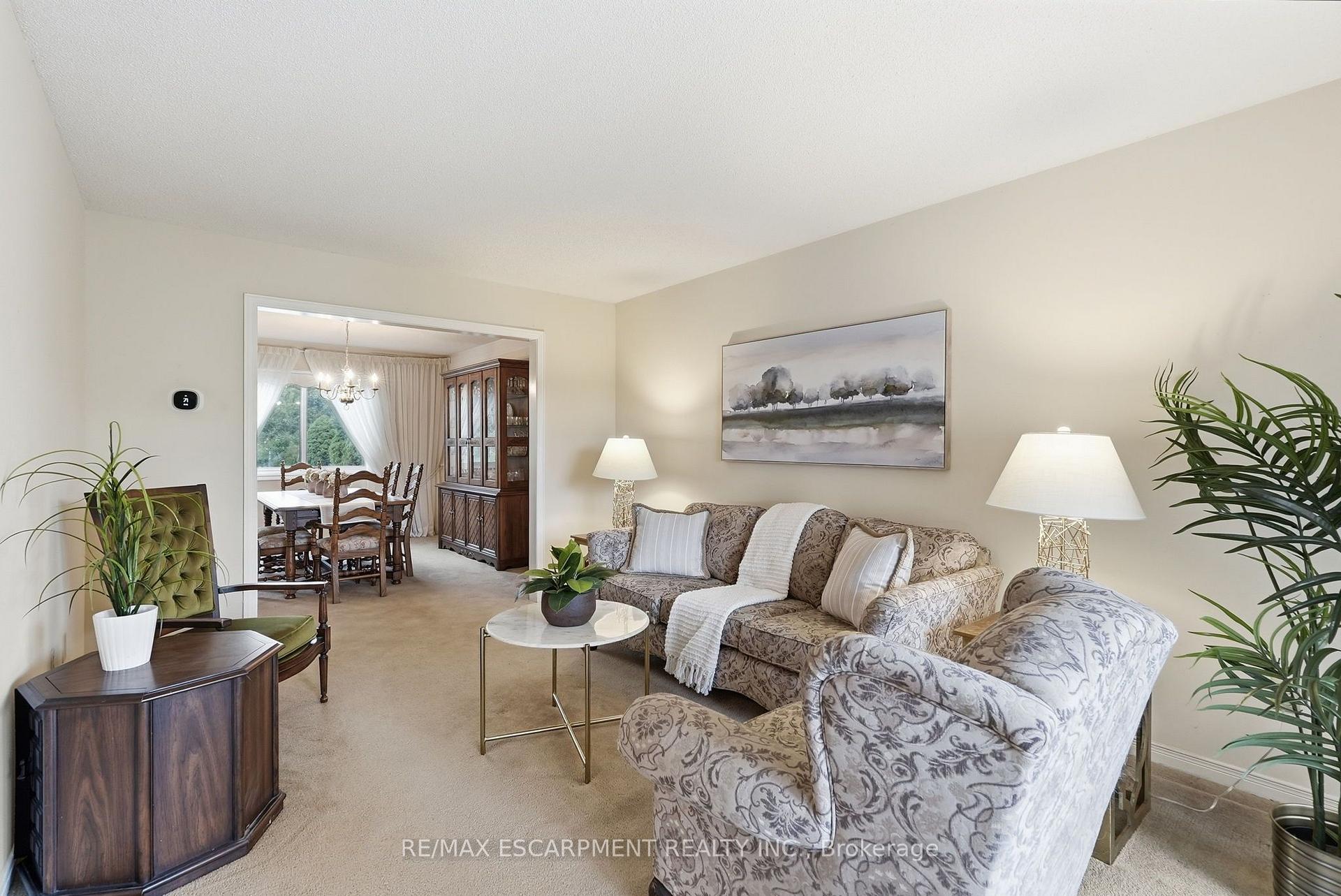 Photo 9 of 158 Rushdale Drive, Hamilton, Rushdale — HOMEH