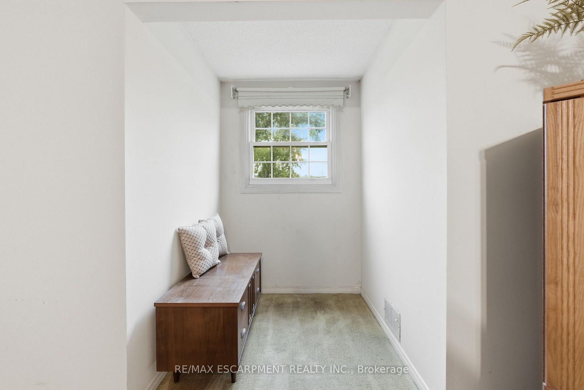 Photo 43 of 158 Rushdale Drive, Hamilton, Rushdale — HOMEH