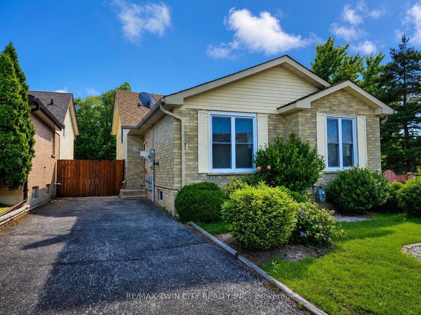 Photo of 31 Old Carriage Drive
