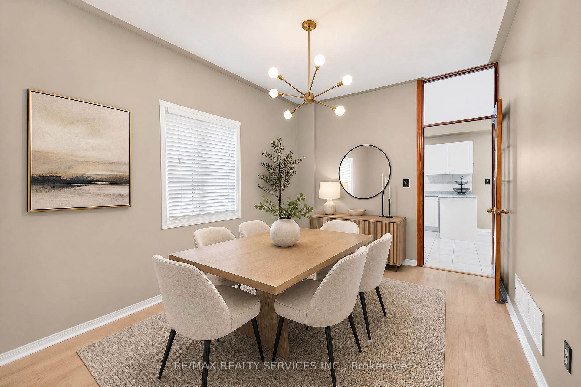 Photo 18 of 703 Twain Avenue, Mississauga, Meadowvale Village — HOMEH