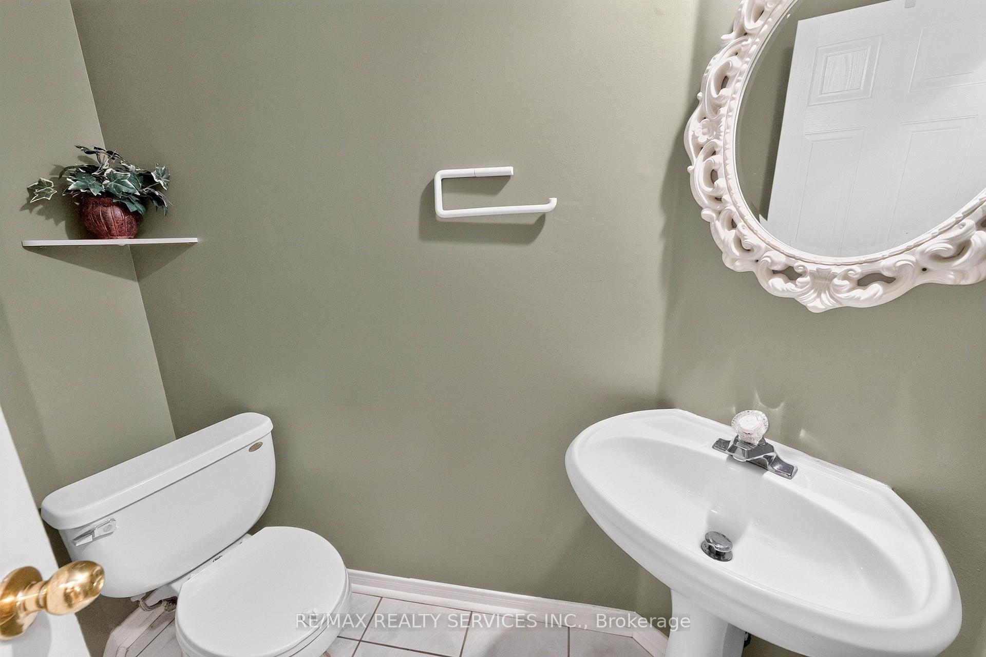 Photo 19 of 703 Twain Avenue, Mississauga, Meadowvale Village — HOMEH