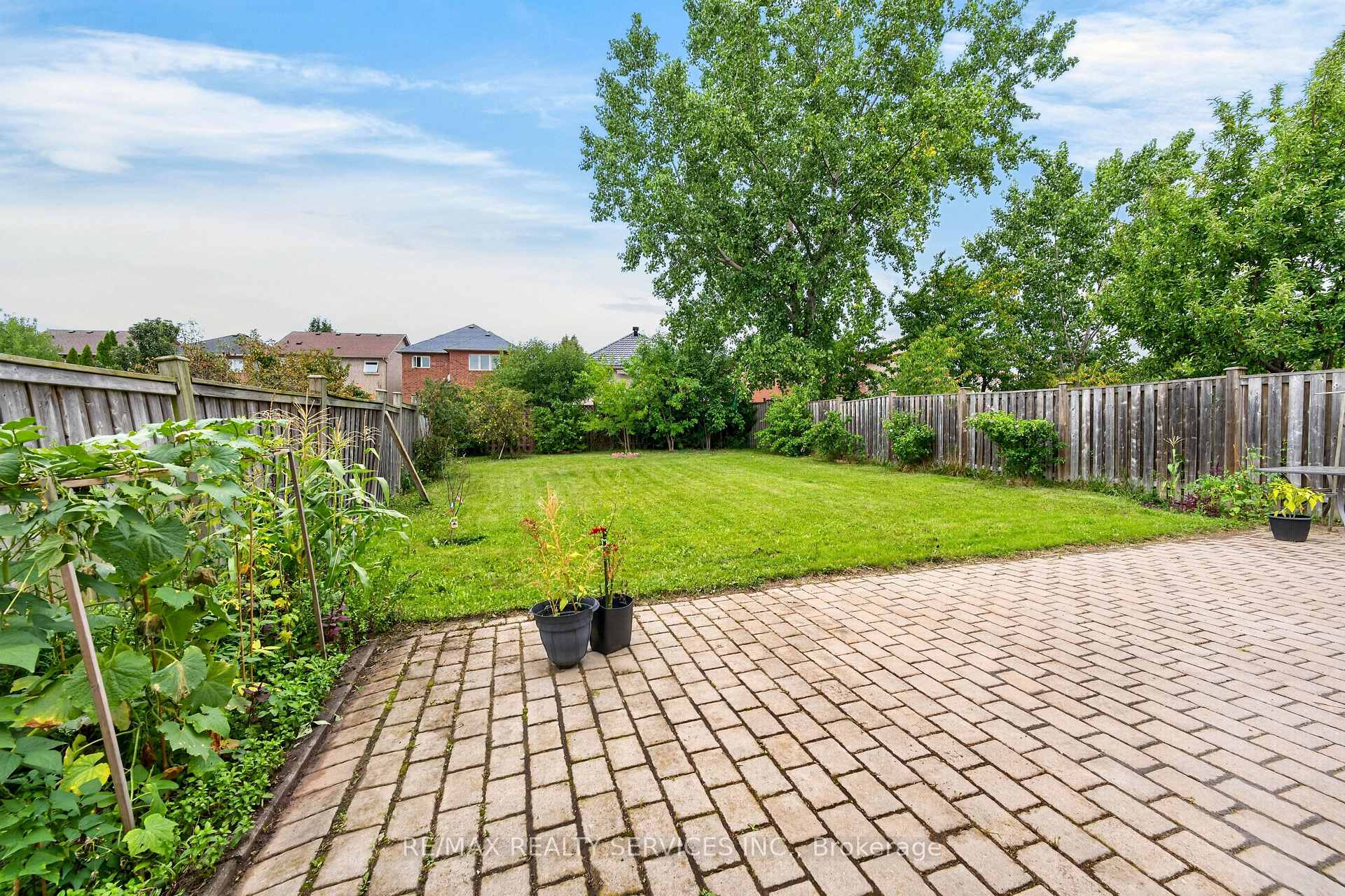 Photo 49 of 703 Twain Avenue, Mississauga, Meadowvale Village — HOMEH