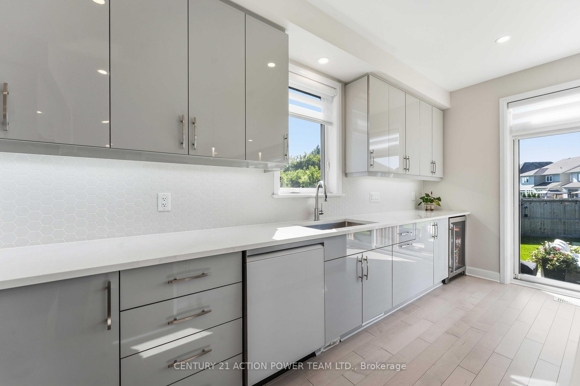 Photo 11 of 644 Moonflower Crescent, Ottawa, Blossom Park/Kemp Park/Findlay Creek — HOMEH