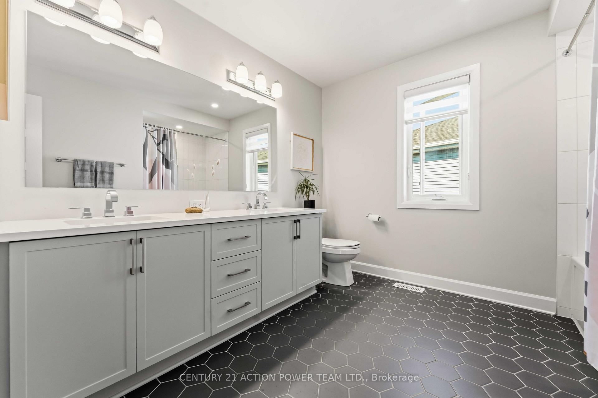 Photo 27 of 644 Moonflower Crescent, Ottawa, Blossom Park/Kemp Park/Findlay Creek — HOMEH