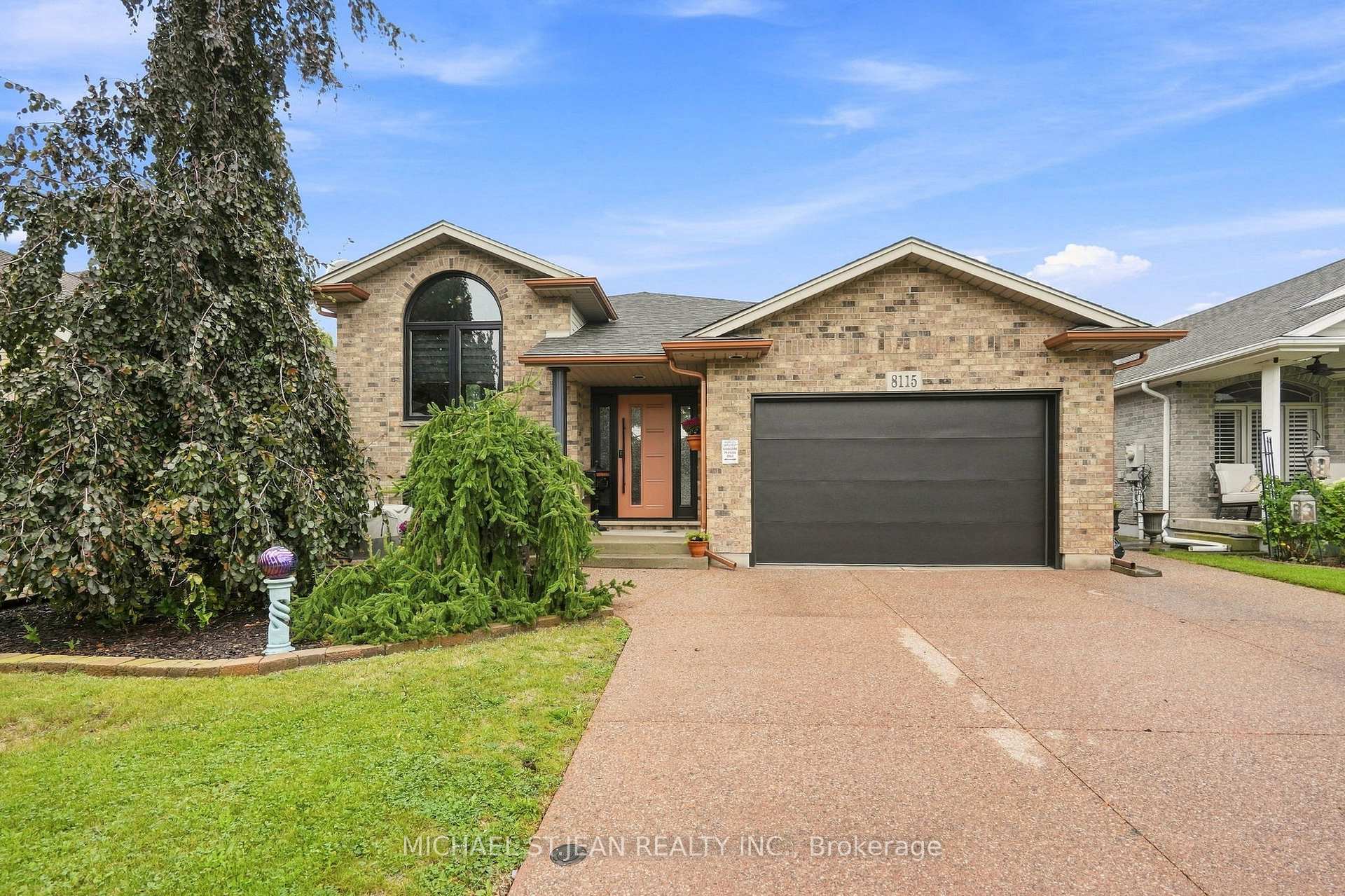 Photo 5 of 8115 Beaver Glen Drive, Niagara Falls, Ascot — HOMEH