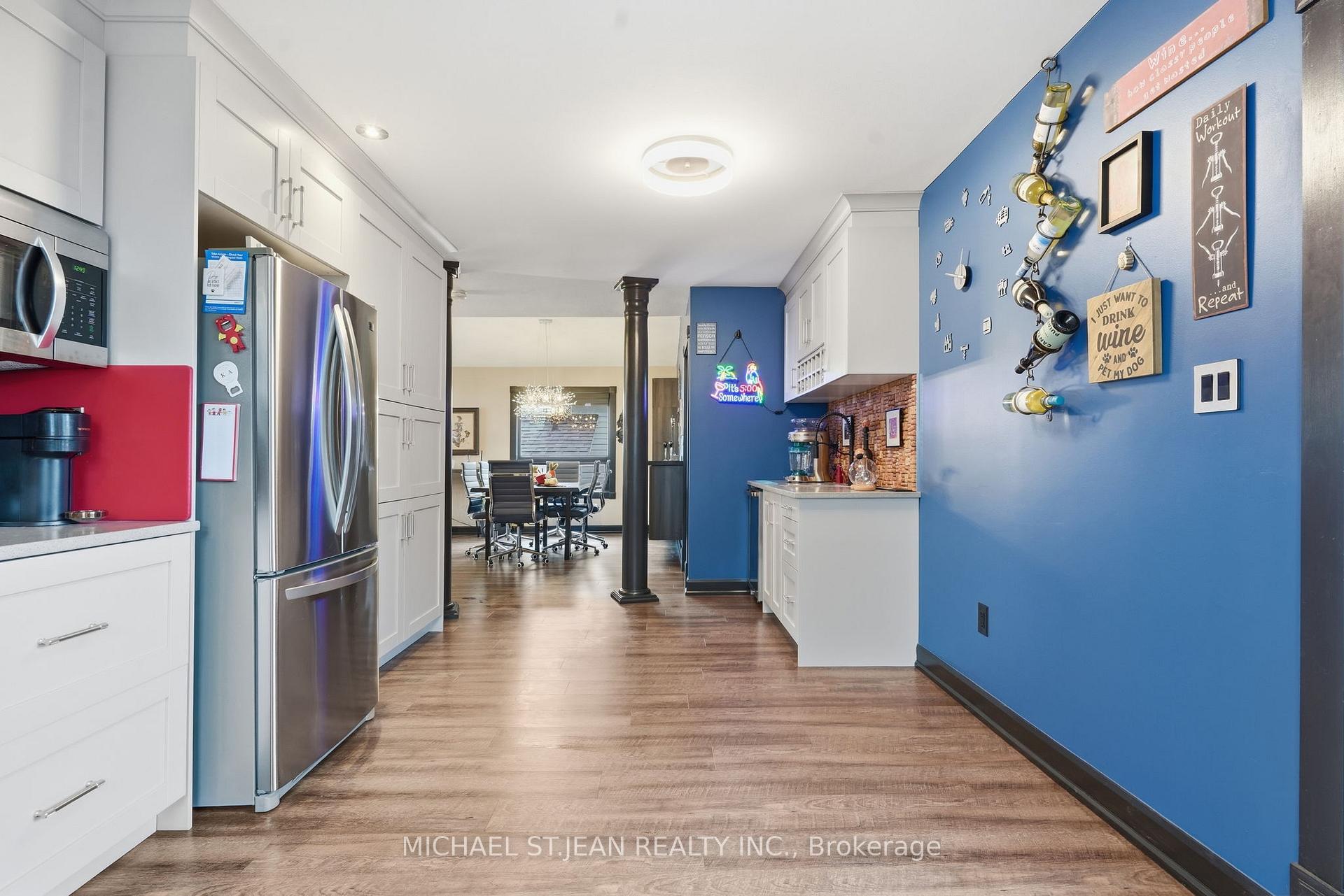 Photo 13 of 8115 Beaver Glen Drive, Niagara Falls, Ascot — HOMEH