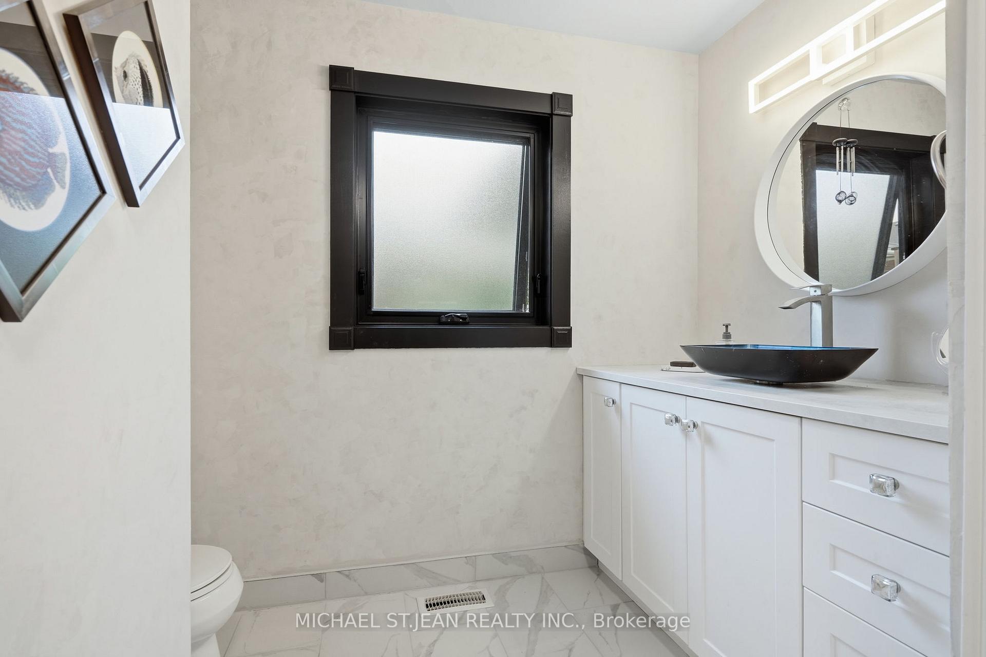 Photo 20 of 8115 Beaver Glen Drive, Niagara Falls, Ascot — HOMEH