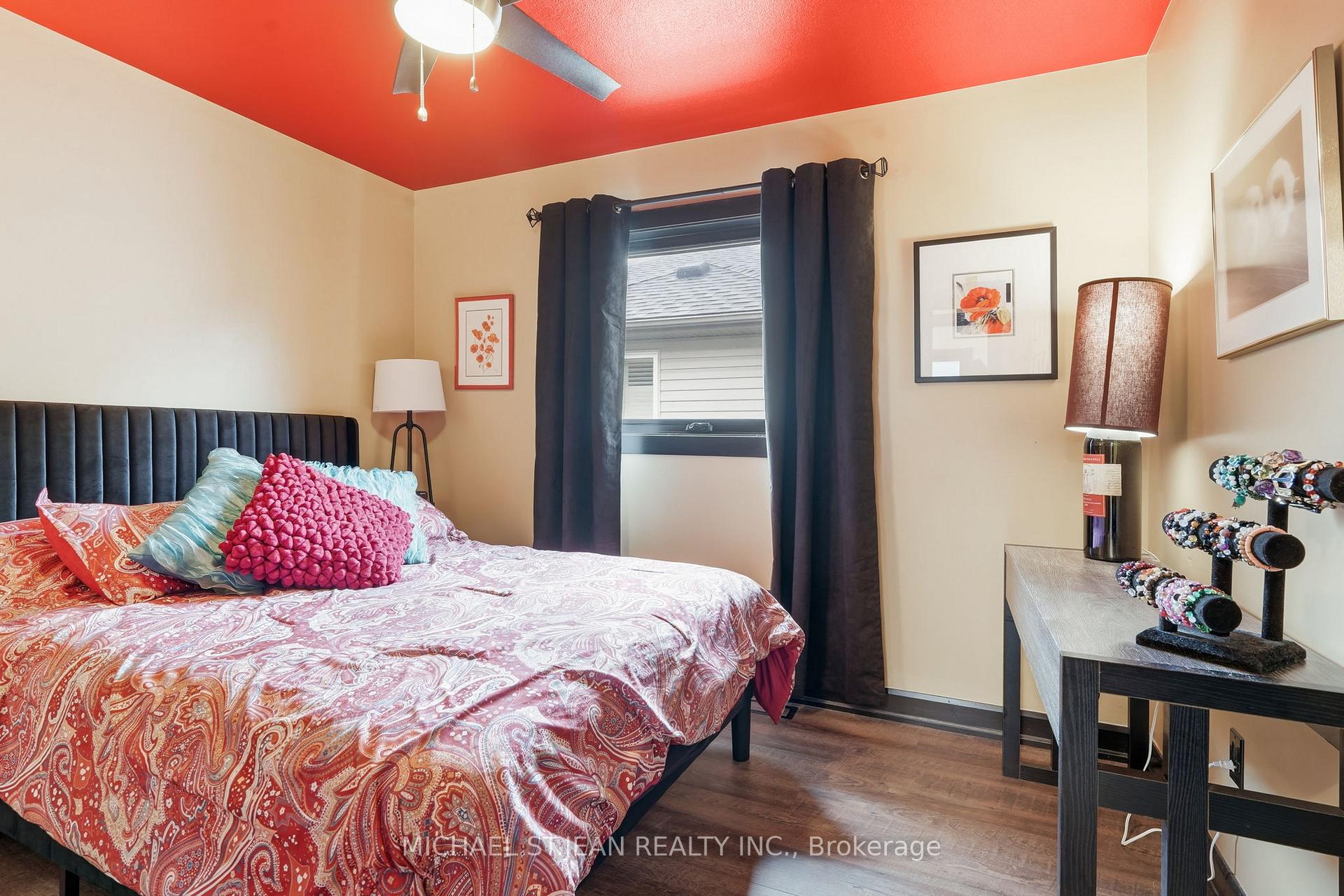 Photo 21 of 8115 Beaver Glen Drive, Niagara Falls, Ascot — HOMEH
