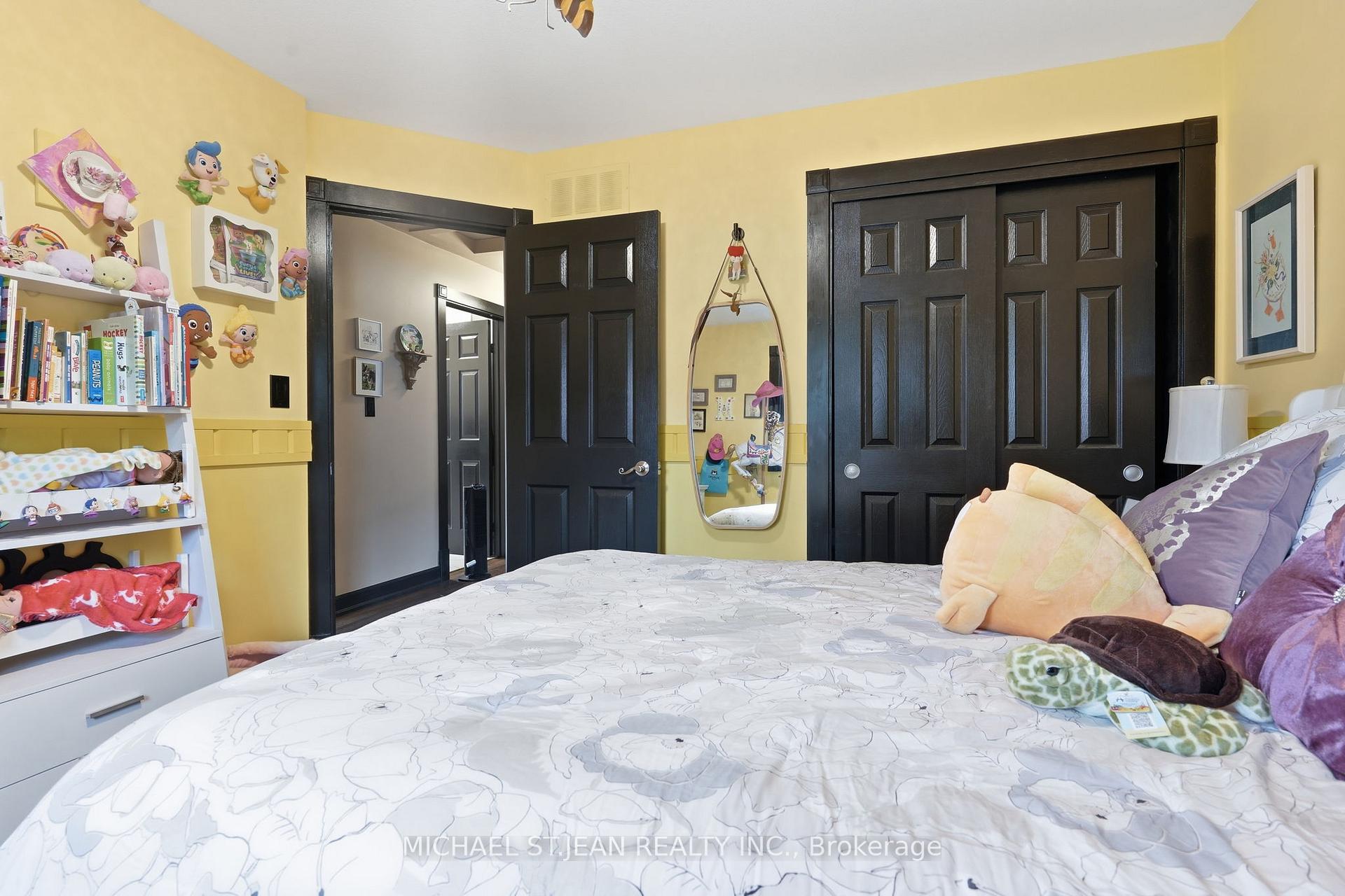 Photo 23 of 8115 Beaver Glen Drive, Niagara Falls, Ascot — HOMEH