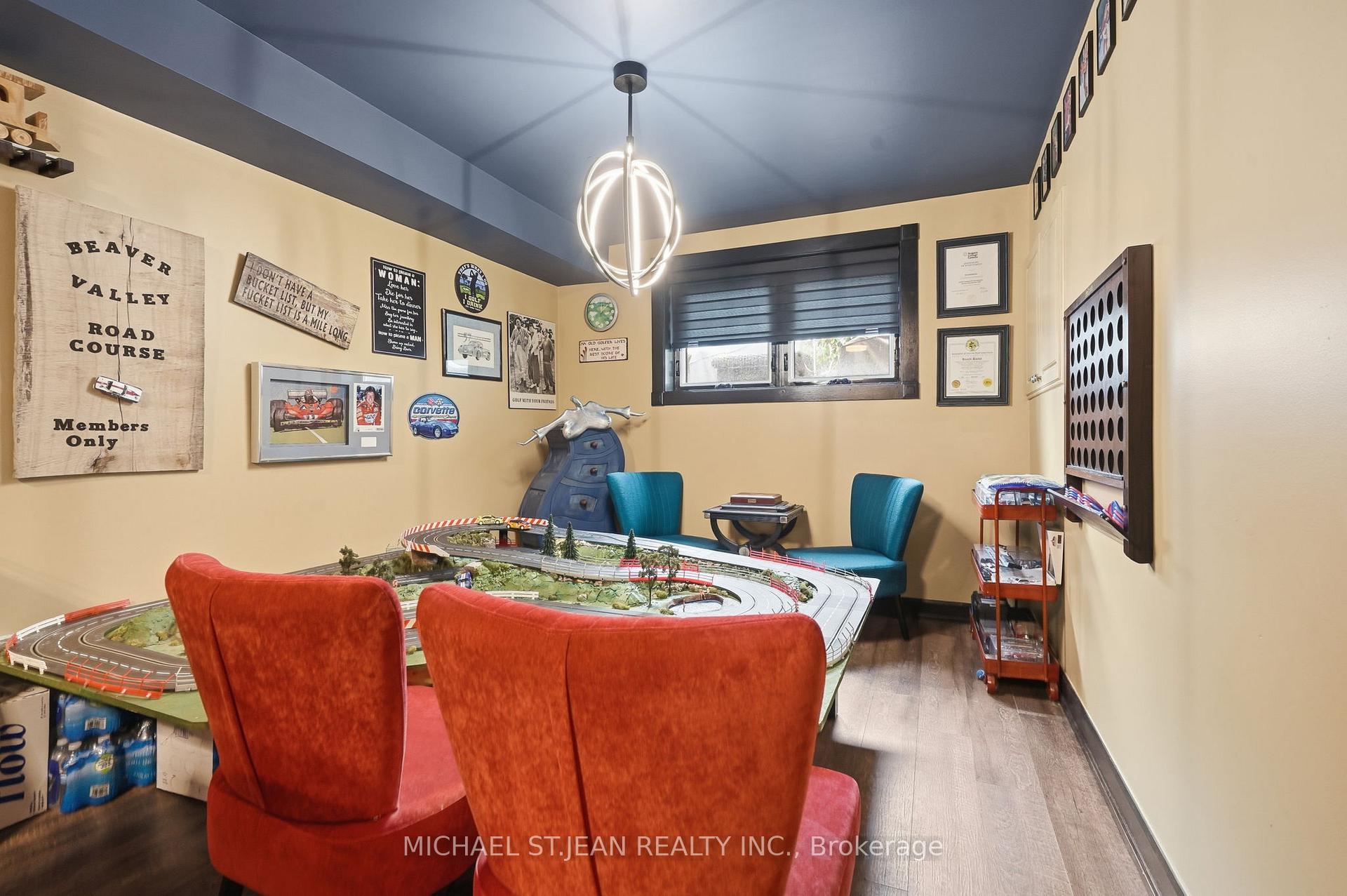 Photo 30 of 8115 Beaver Glen Drive, Niagara Falls, Ascot — HOMEH