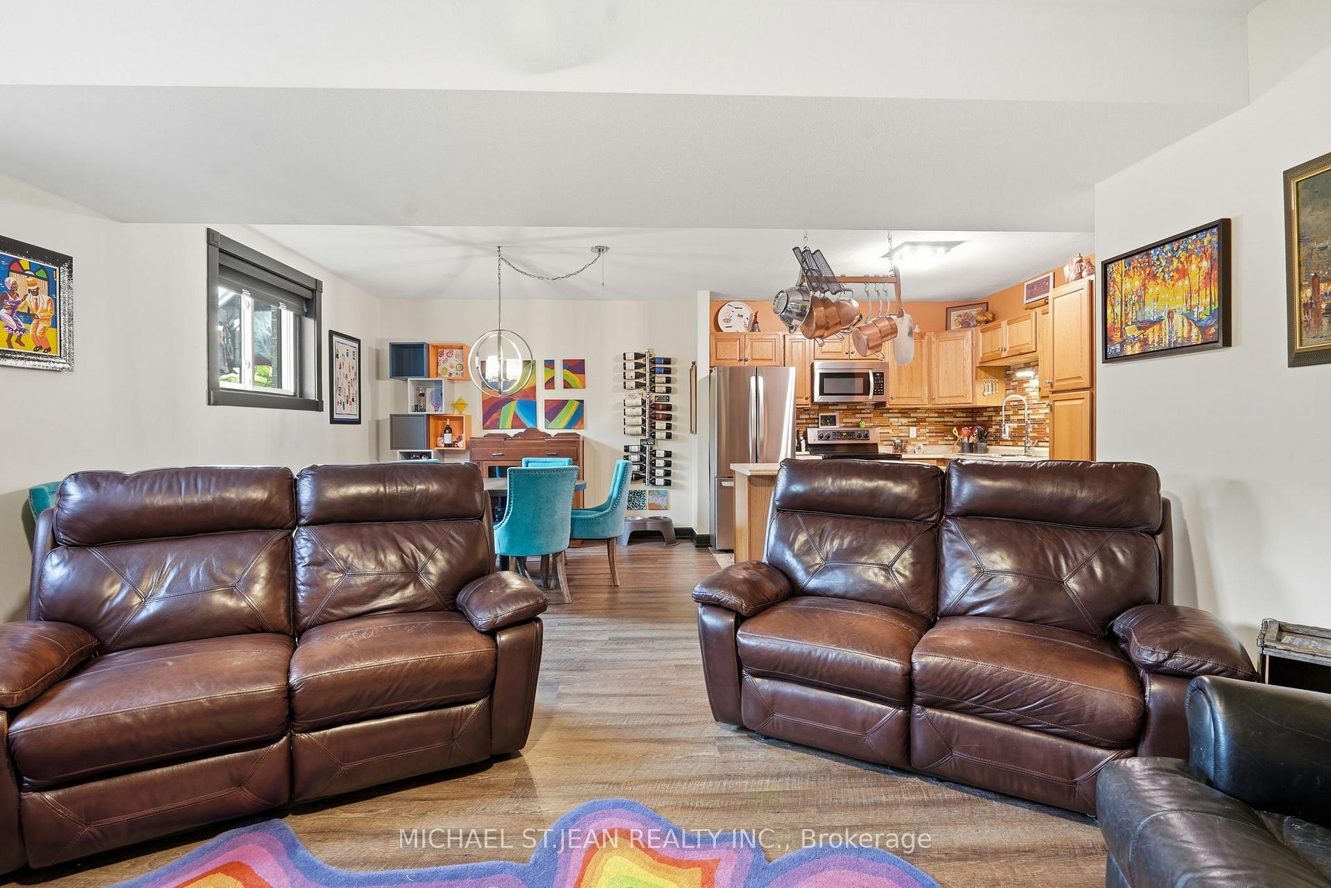 Photo 41 of 8115 Beaver Glen Drive, Niagara Falls, Ascot — HOMEH