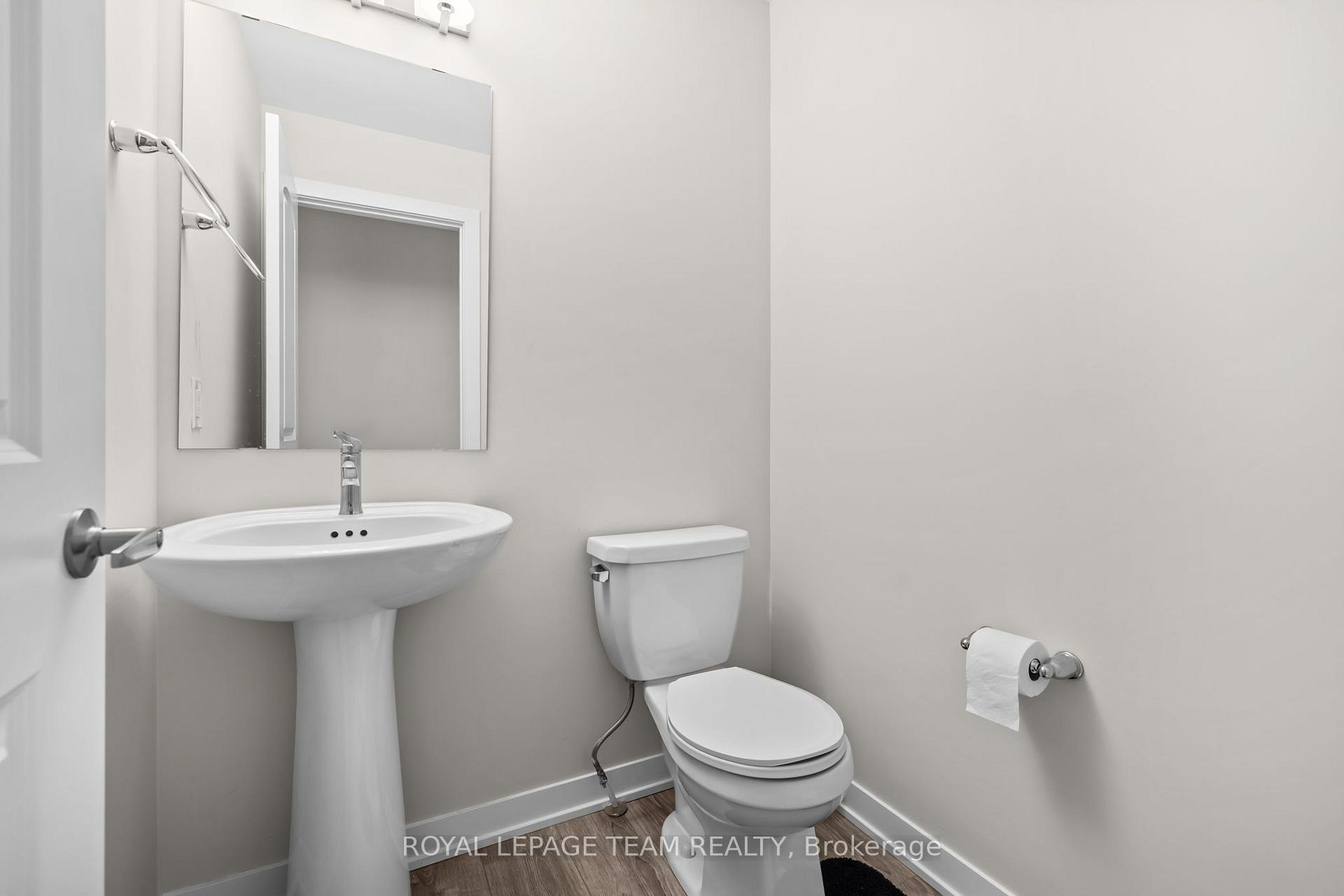 Photo 9 of 708 Expansion Road, Ottawa, Barrhaven - Half Moon Bay — HOMEH