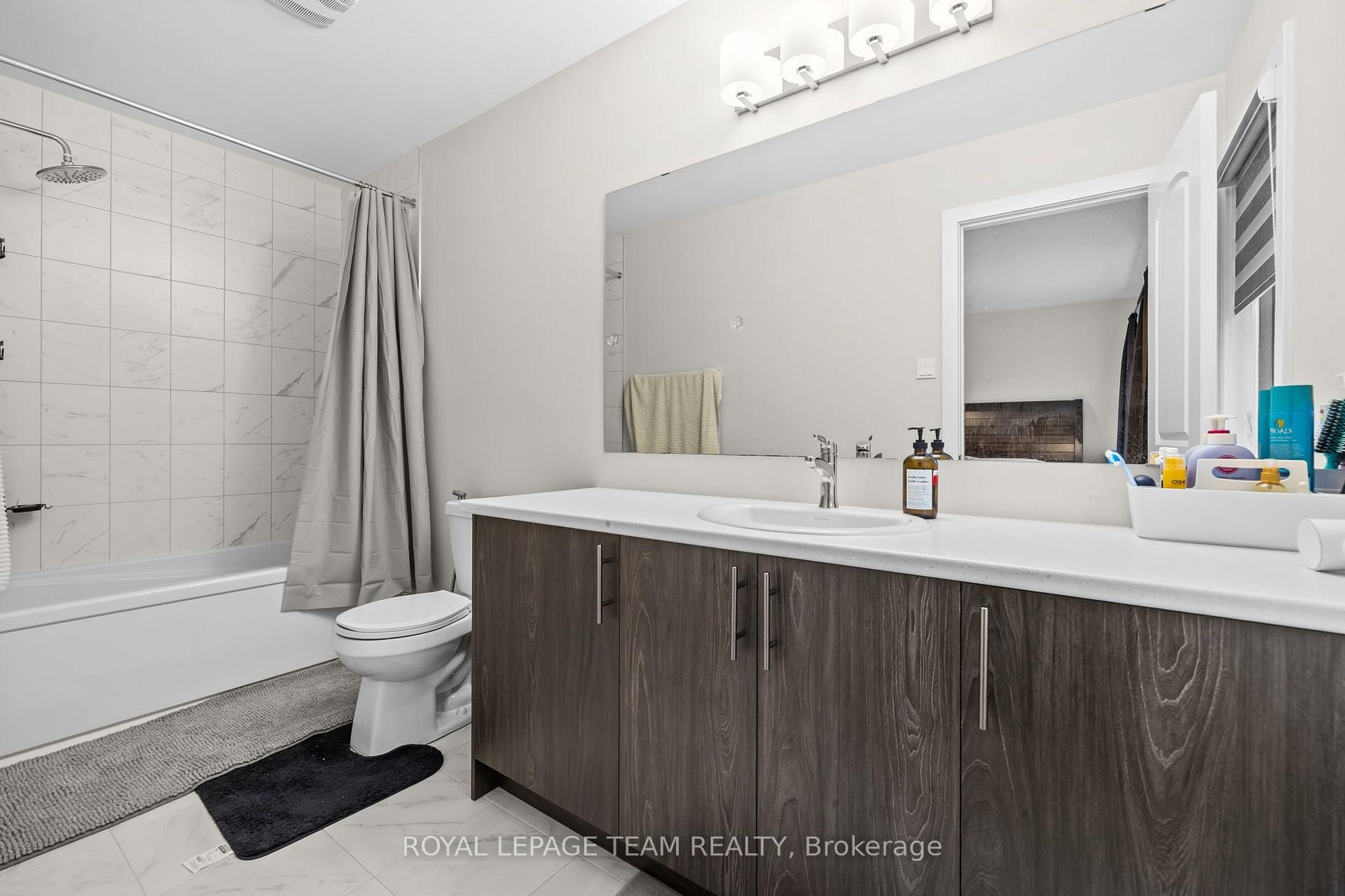 Photo 13 of 708 Expansion Road, Ottawa, Barrhaven - Half Moon Bay — HOMEH