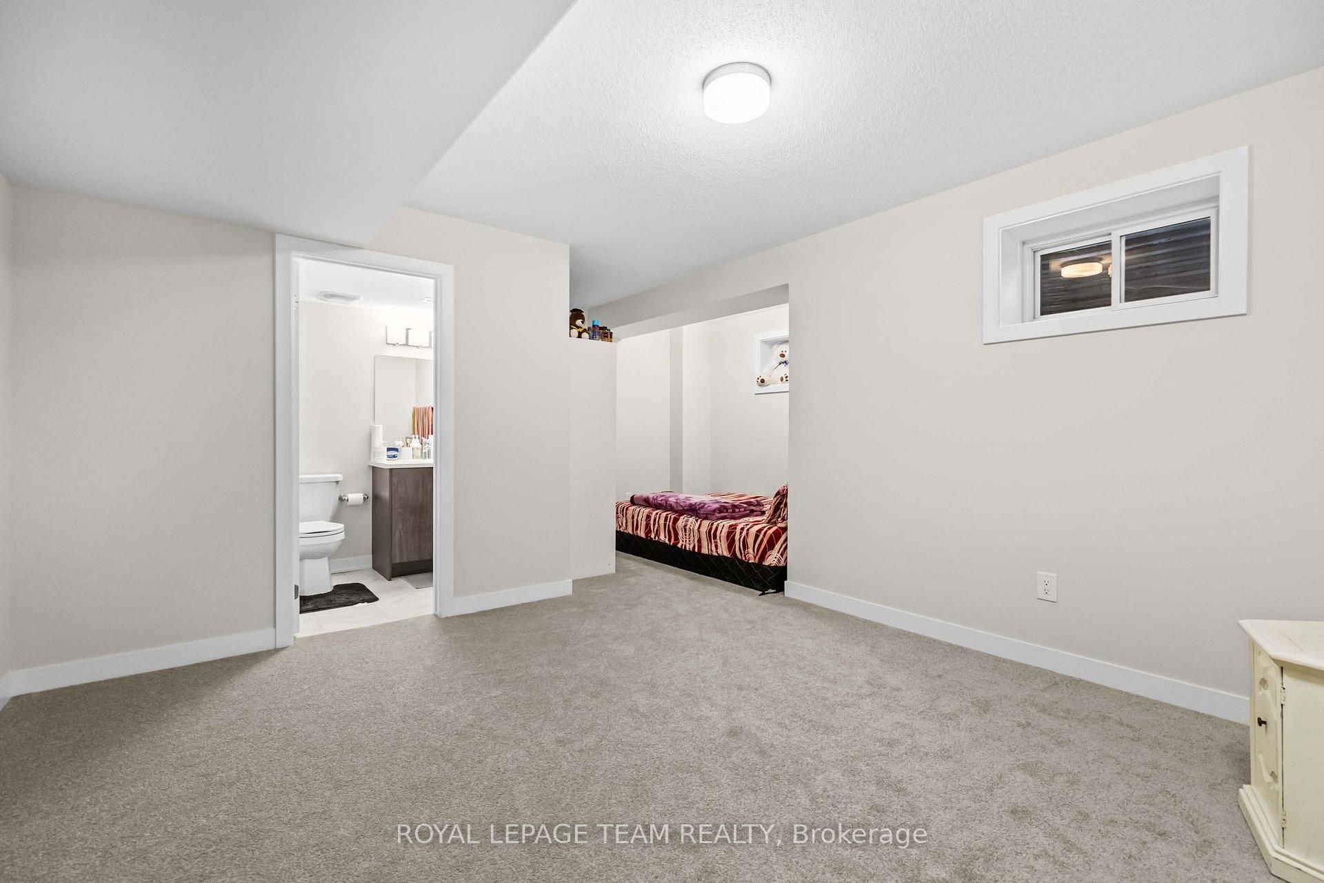 Photo 19 of 708 Expansion Road, Ottawa, Barrhaven - Half Moon Bay — HOMEH