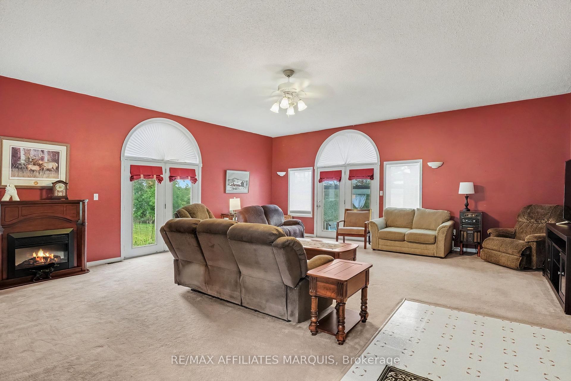Photo 4 of 733 Rosedale Road, Montague, Montague Twp — HOMEH