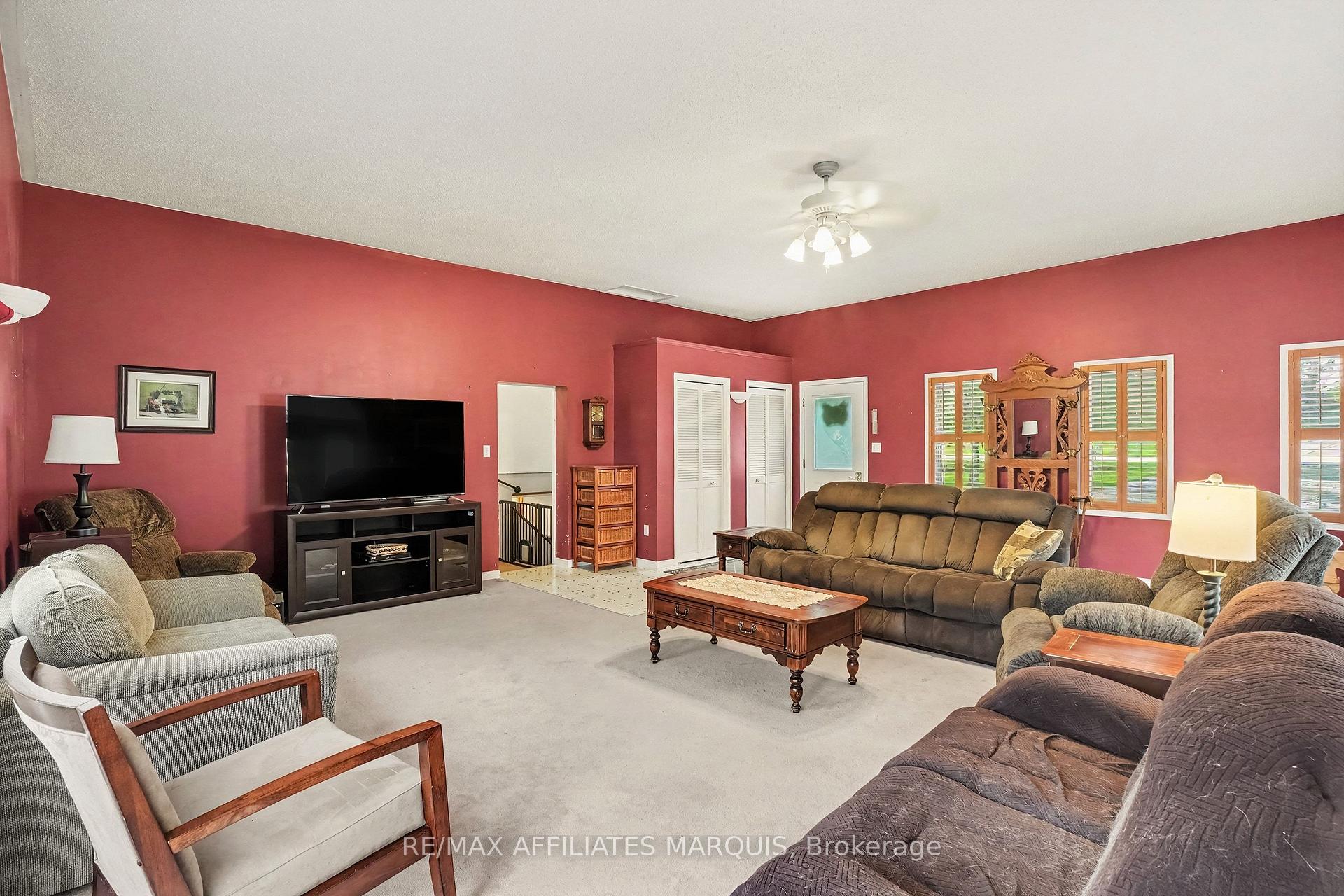 Photo 5 of 733 Rosedale Road, Montague, Montague Twp — HOMEH