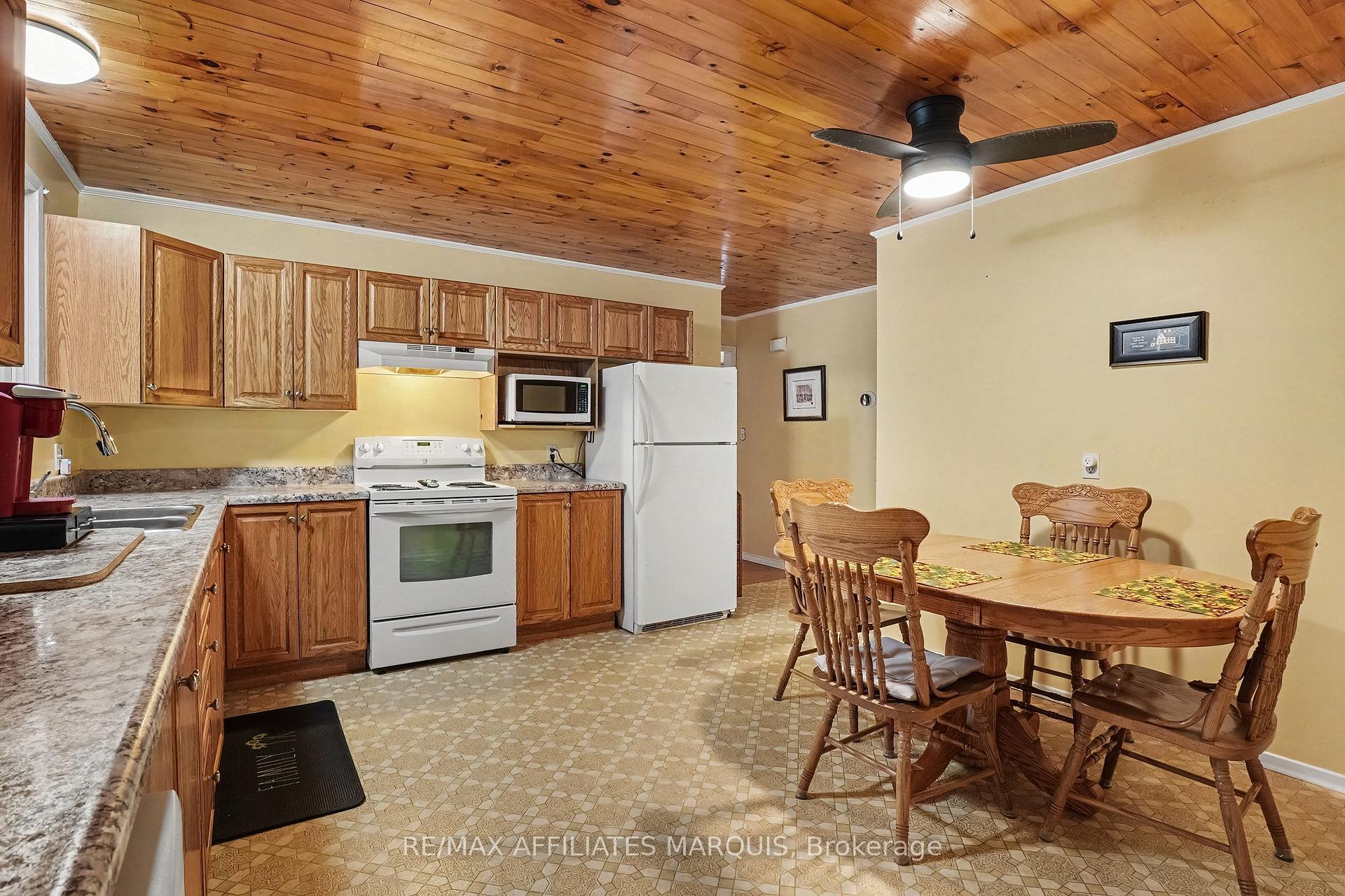 Photo 10 of 733 Rosedale Road, Montague, Montague Twp — HOMEH